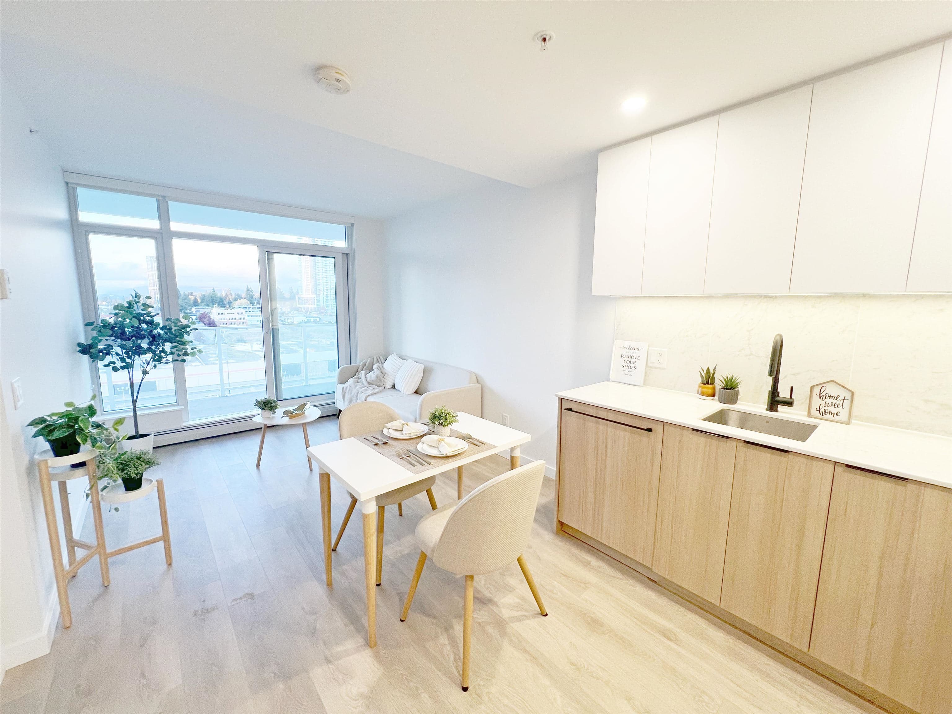 912 - 13685 102 Avenue, Surrey, V3T 1N7 — photo 1