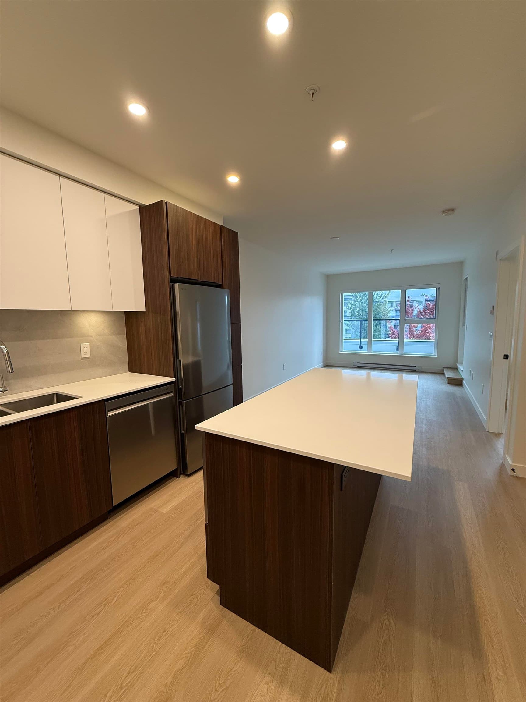 A303 - 7980 206a Street, Langley, V2Y 1X6 — photo 3
