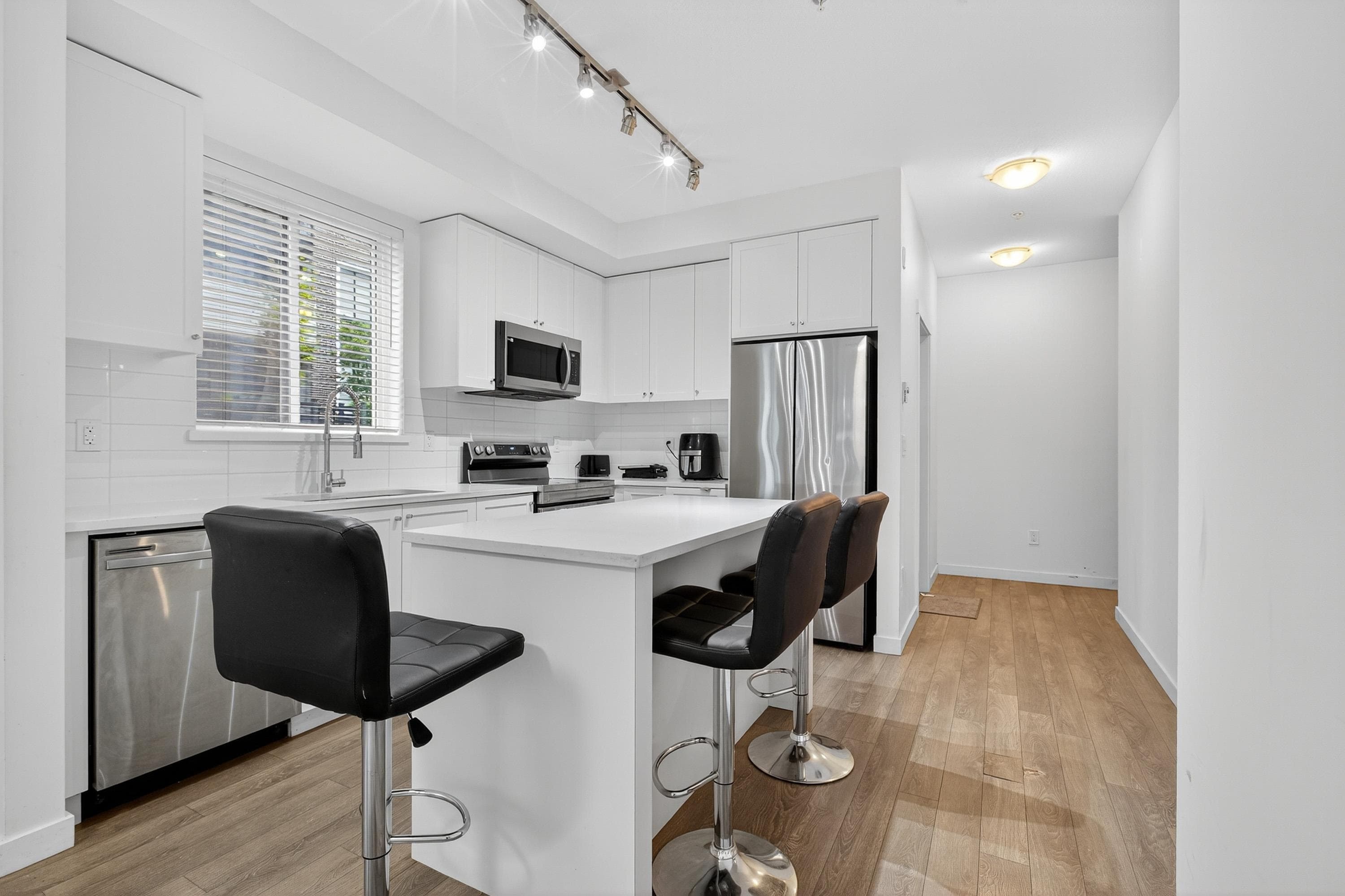 108 - 15825 85 Avenue, Surrey, V4N 6W9 — photo 4
