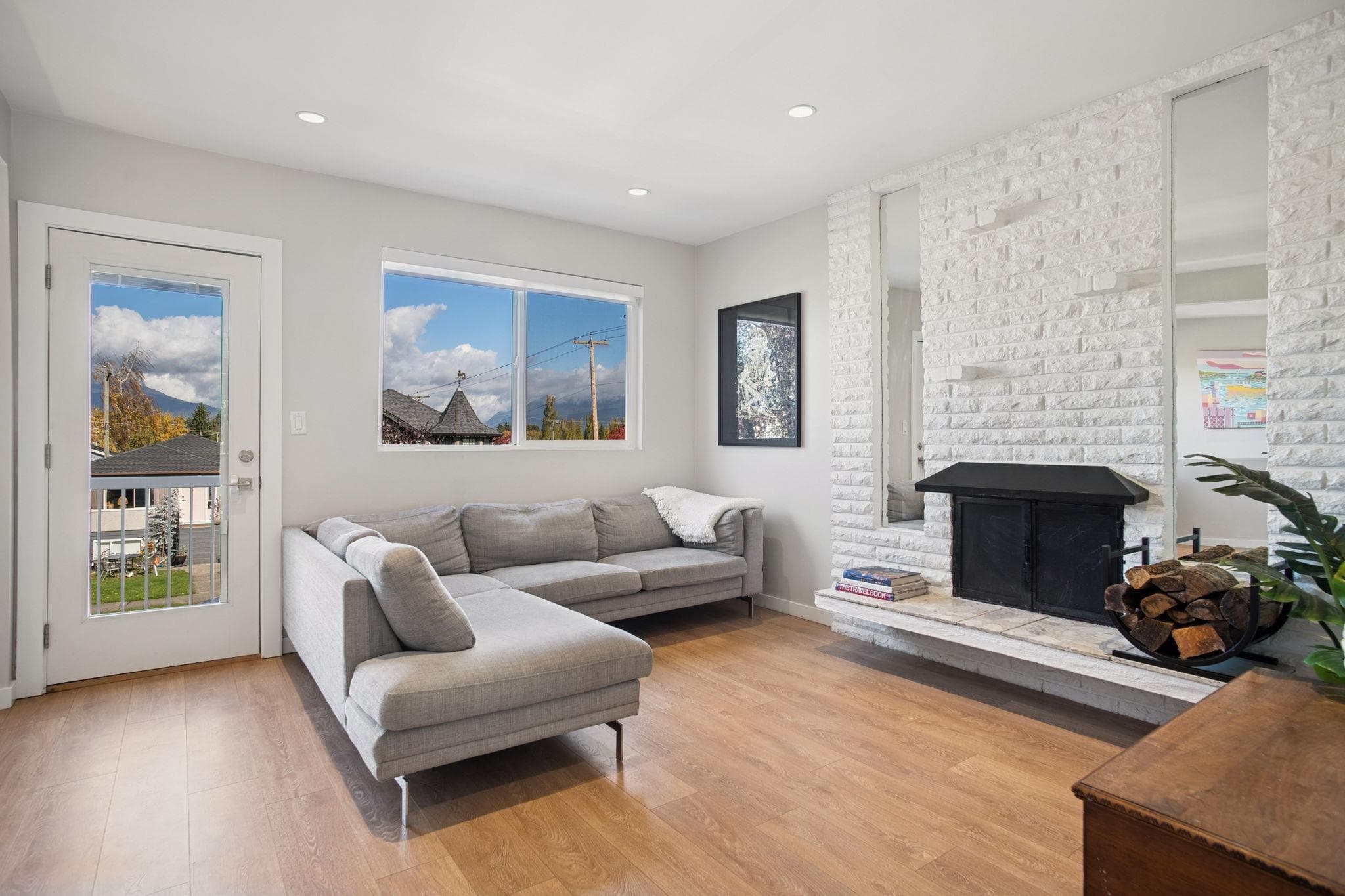 2790 Napier Street, Vancouver