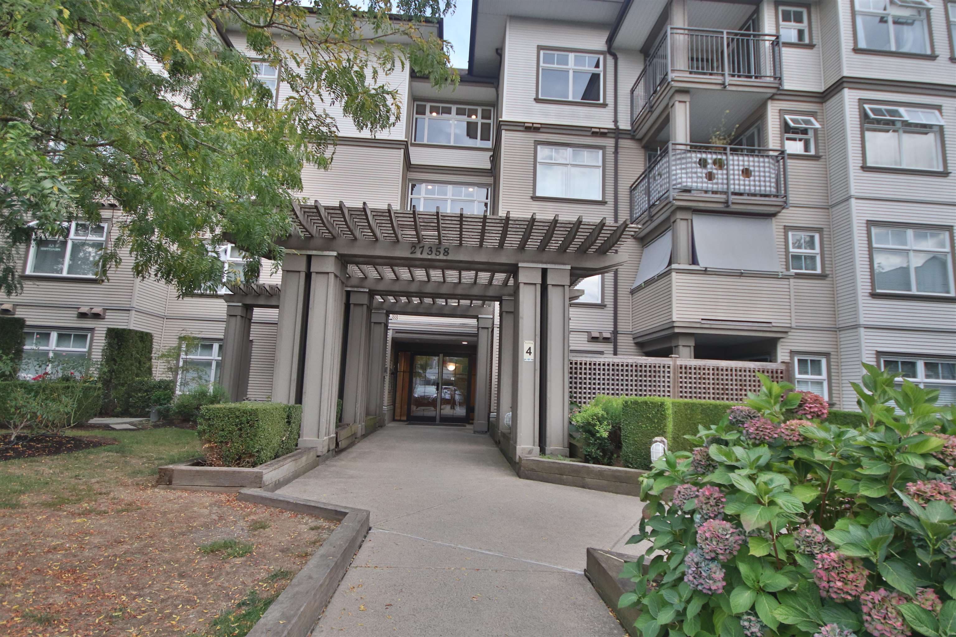 147 - 27358 32 Avenue, Langley, V4W 3M5 — photo 1