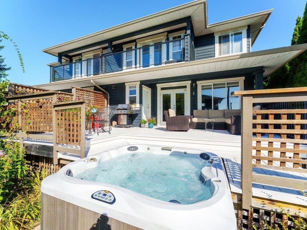 331 W 14th Street, North Vancouver, V7M 1P5 — photo 3