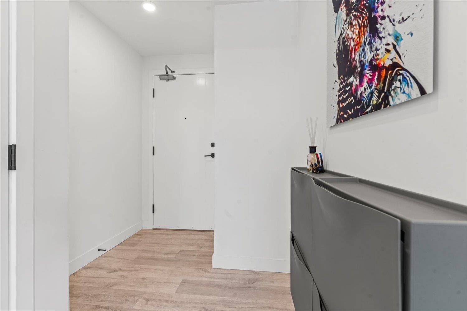 401 - 32838 Landeau Place, Abbotsford, V2S 0M6 — photo 3