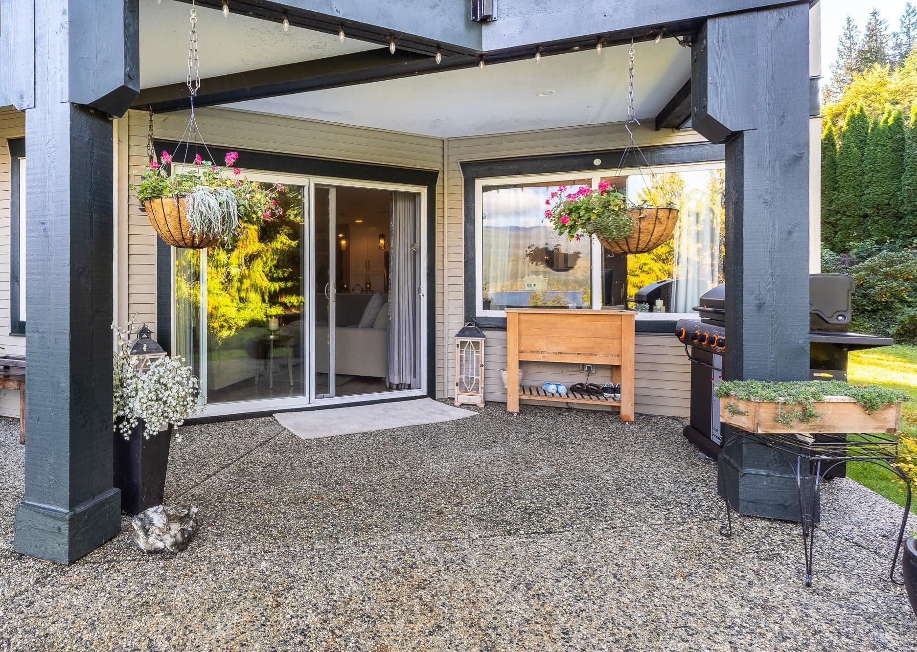 W101 - 5780 Trail Avenue, Sechelt, V7Z 0K5 — photo 2