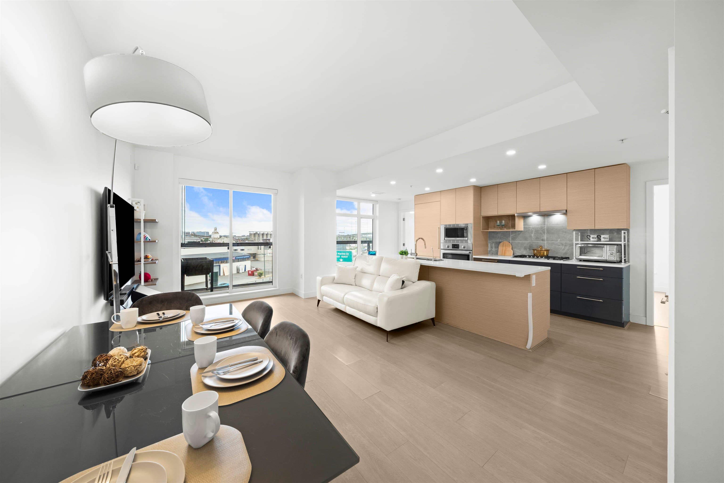301 - 8888 Osler Street, Vancouver, V6P 4G2 — photo 2