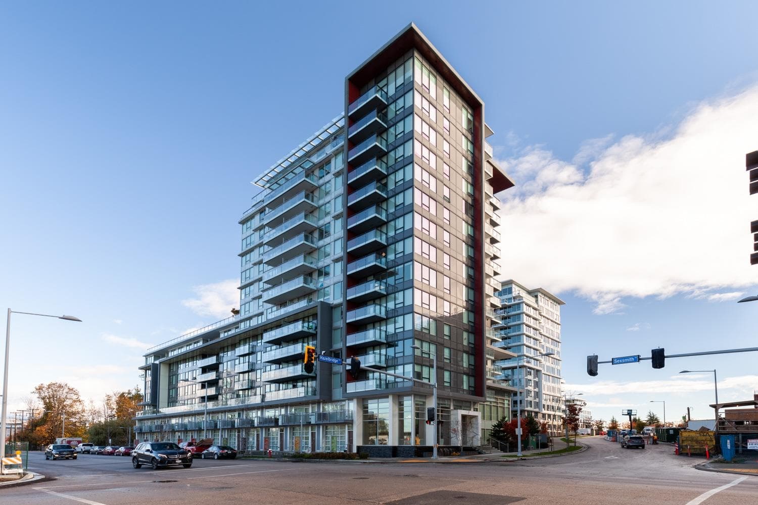1901 - 8833 Hazelbridge Way, Richmond