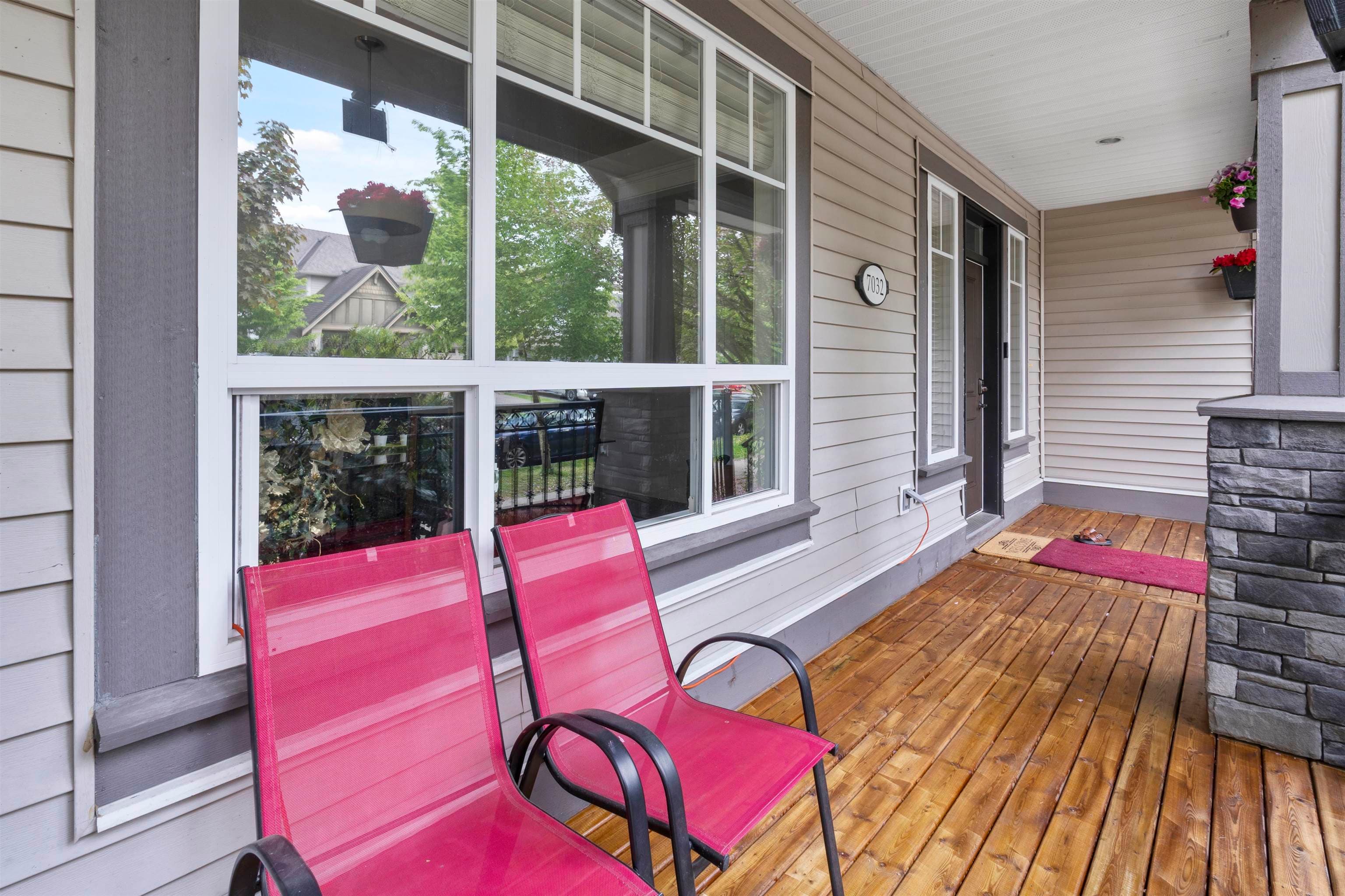 7032 195a Street, Surrey, V4N 5Z2 — photo 5