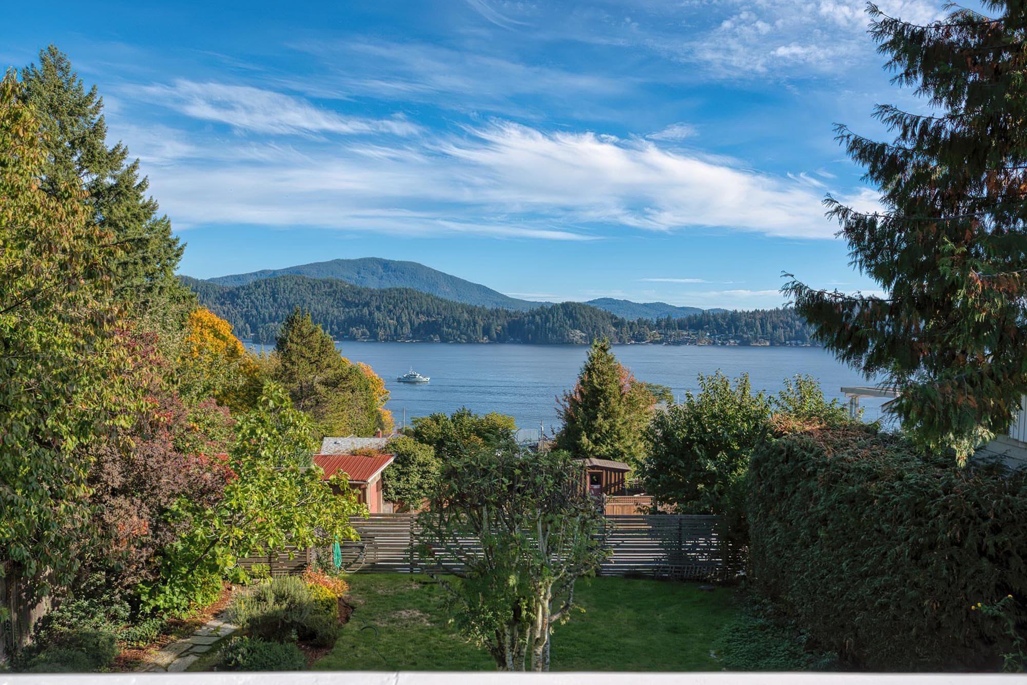 648 Gibsons Way, Gibsons