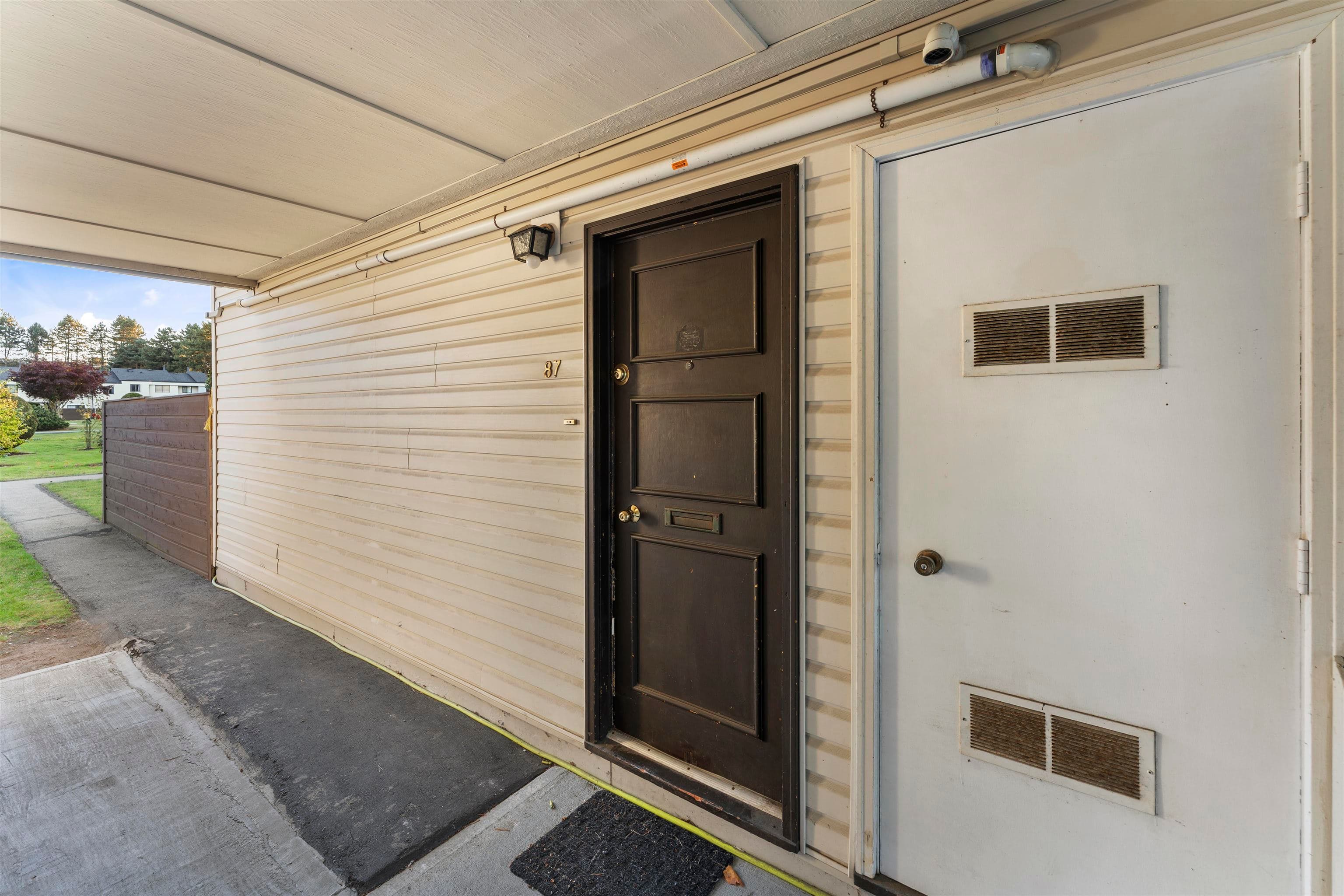 87 - 14135 104 Avenue, Surrey, V3T 1X6 — photo 2