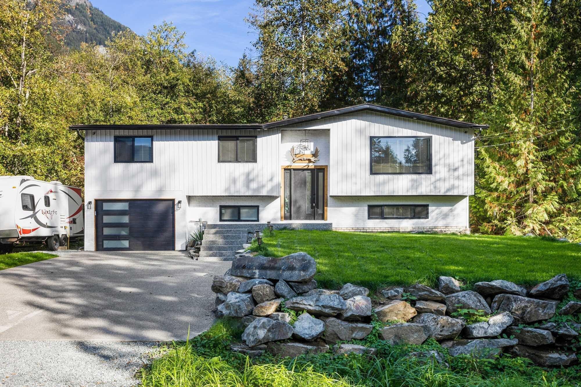 66686 Kawkawa Lake Road, Hope