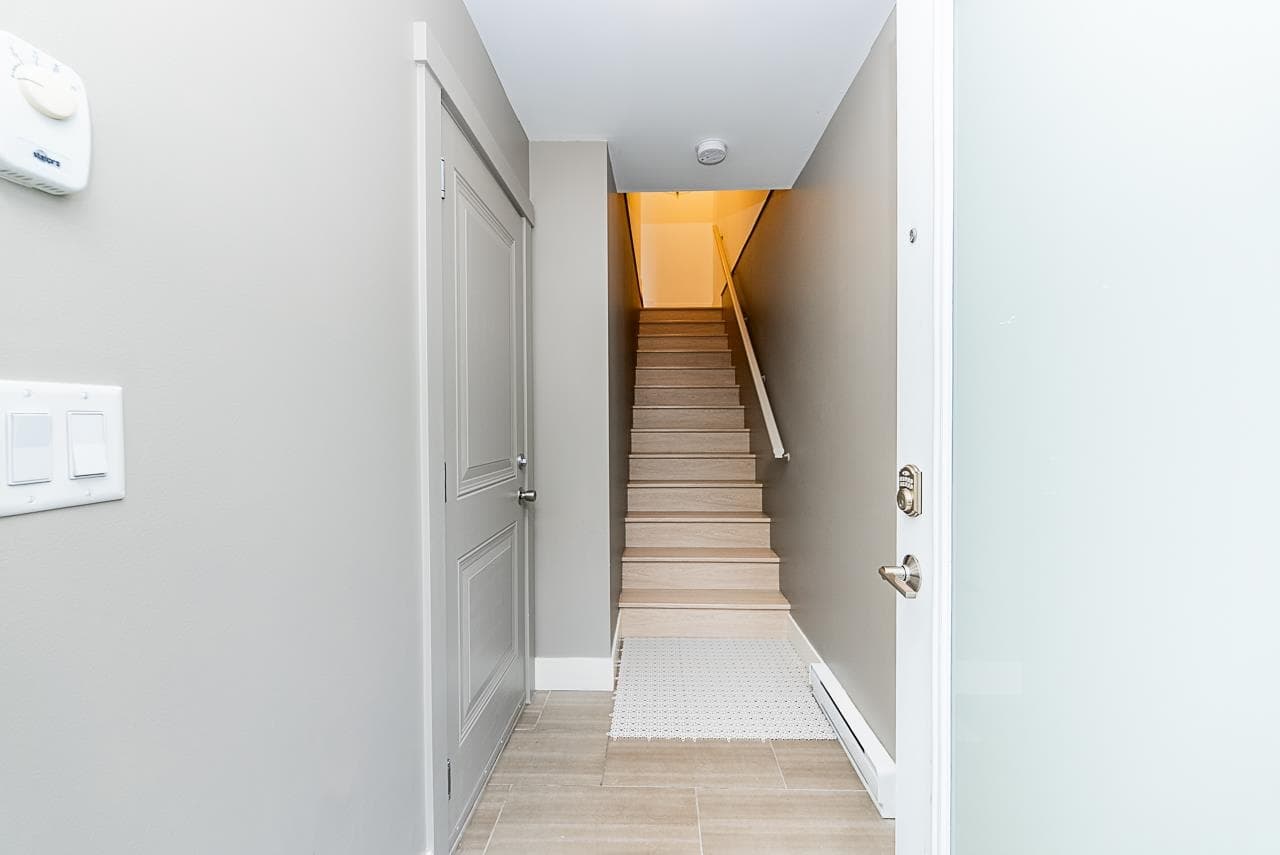 26 - 9989 E Barnston Drive, Surrey, V4N 6N3 — photo 3