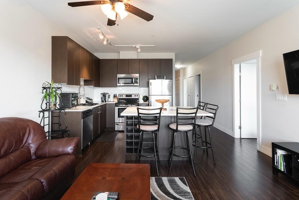 301 - 2351 Kelly Avenue, Port Coquitlam, V3C 0C6 — photo 3