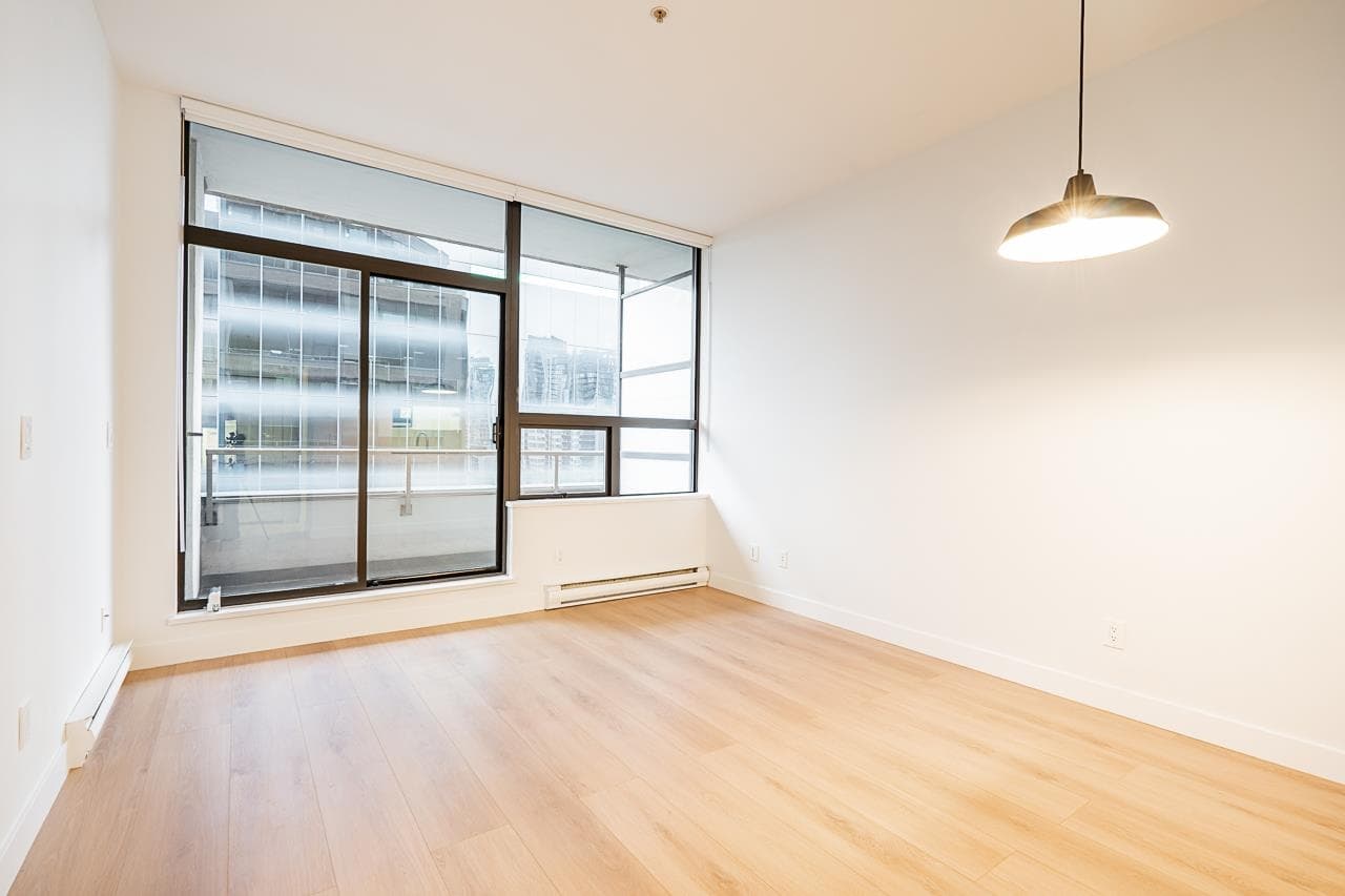 702 - 1010 Howe Street, Vancouver, V6Z 1P5 — photo 2