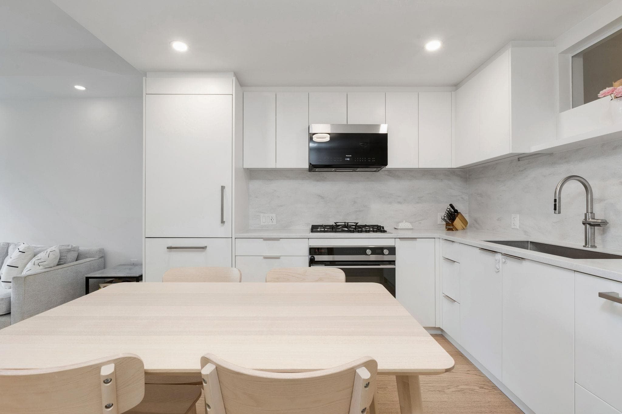 112 - 650 E 2nd Street, North Vancouver, V7L 1E3 — photo 3