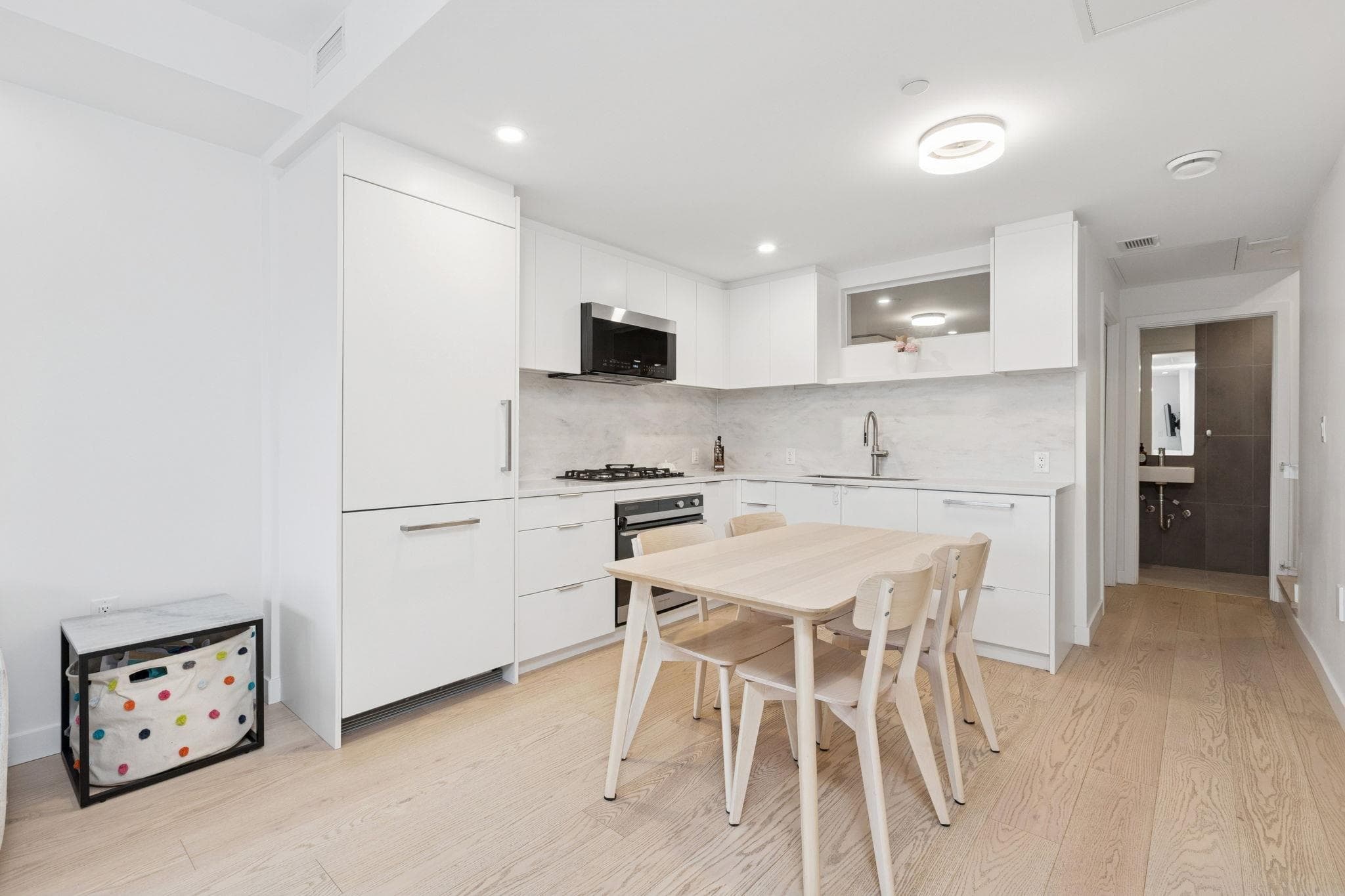 112 - 650 E 2nd Street, North Vancouver, V7L 1E3 — photo 5