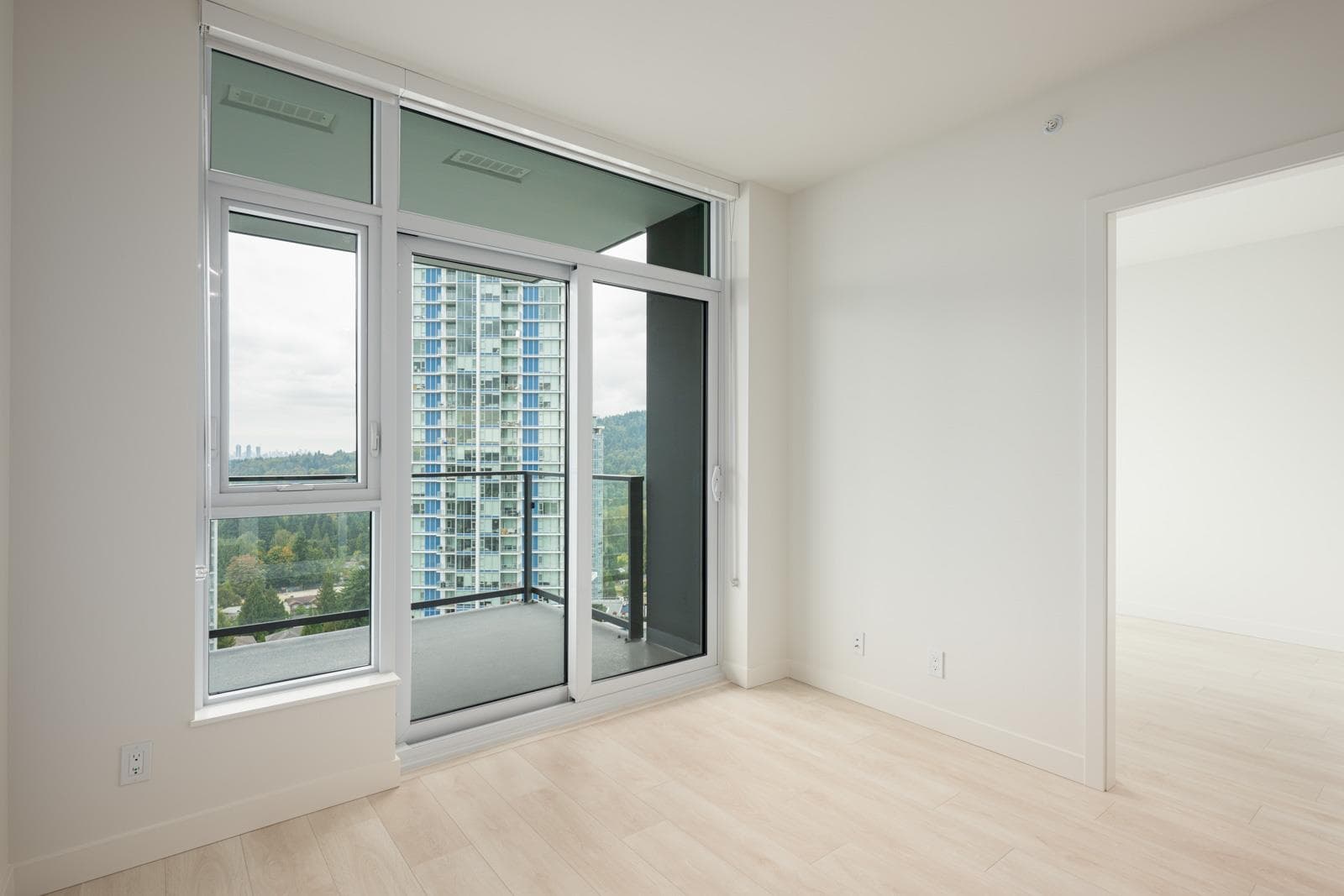 2006 - 537 Cottonwood Avenue, Coquitlam, V3J 0S4 — photo 5