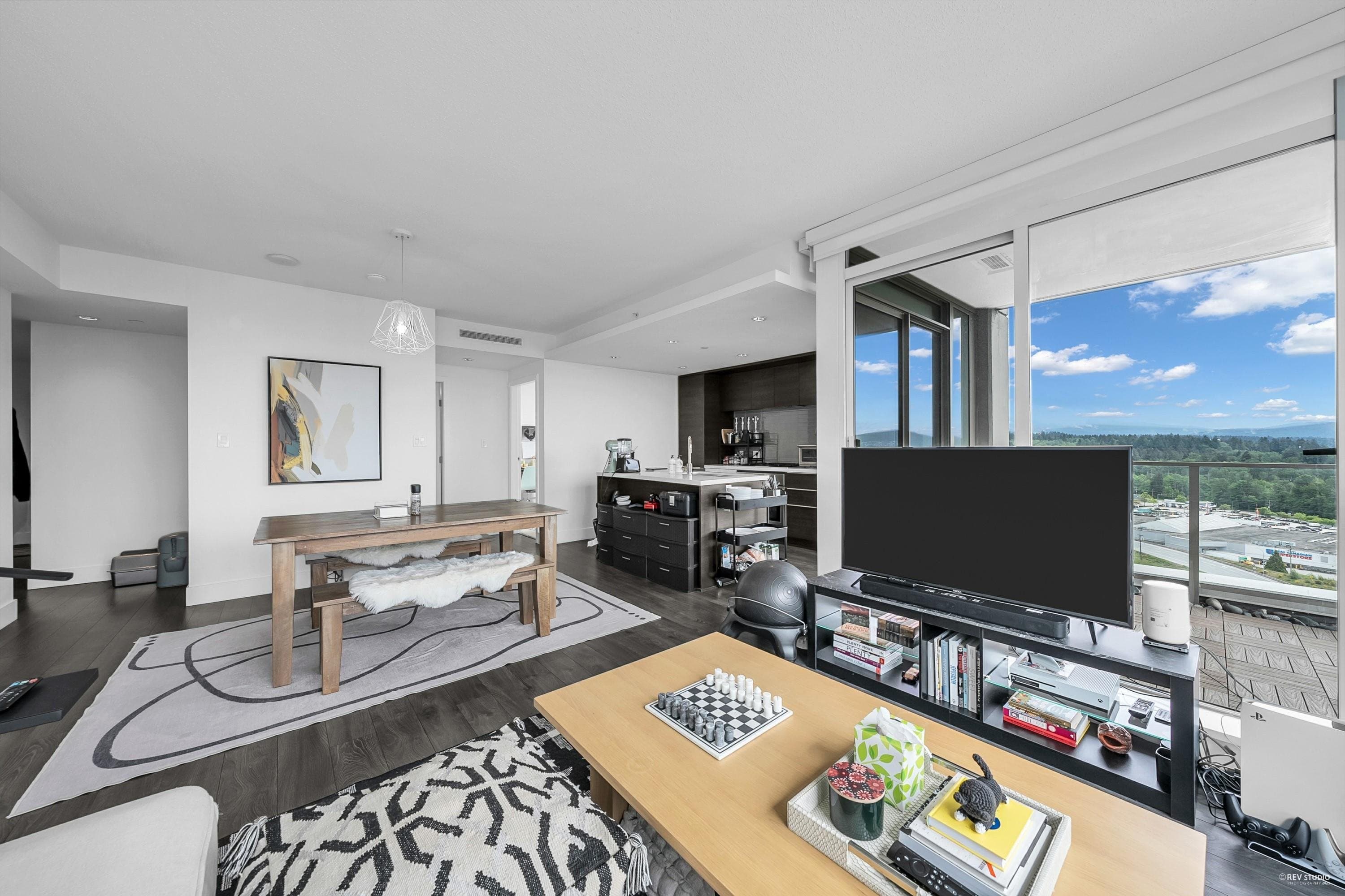 2104 - 1550 Fern Street, North Vancouver, V7J 0A9 — photo 2