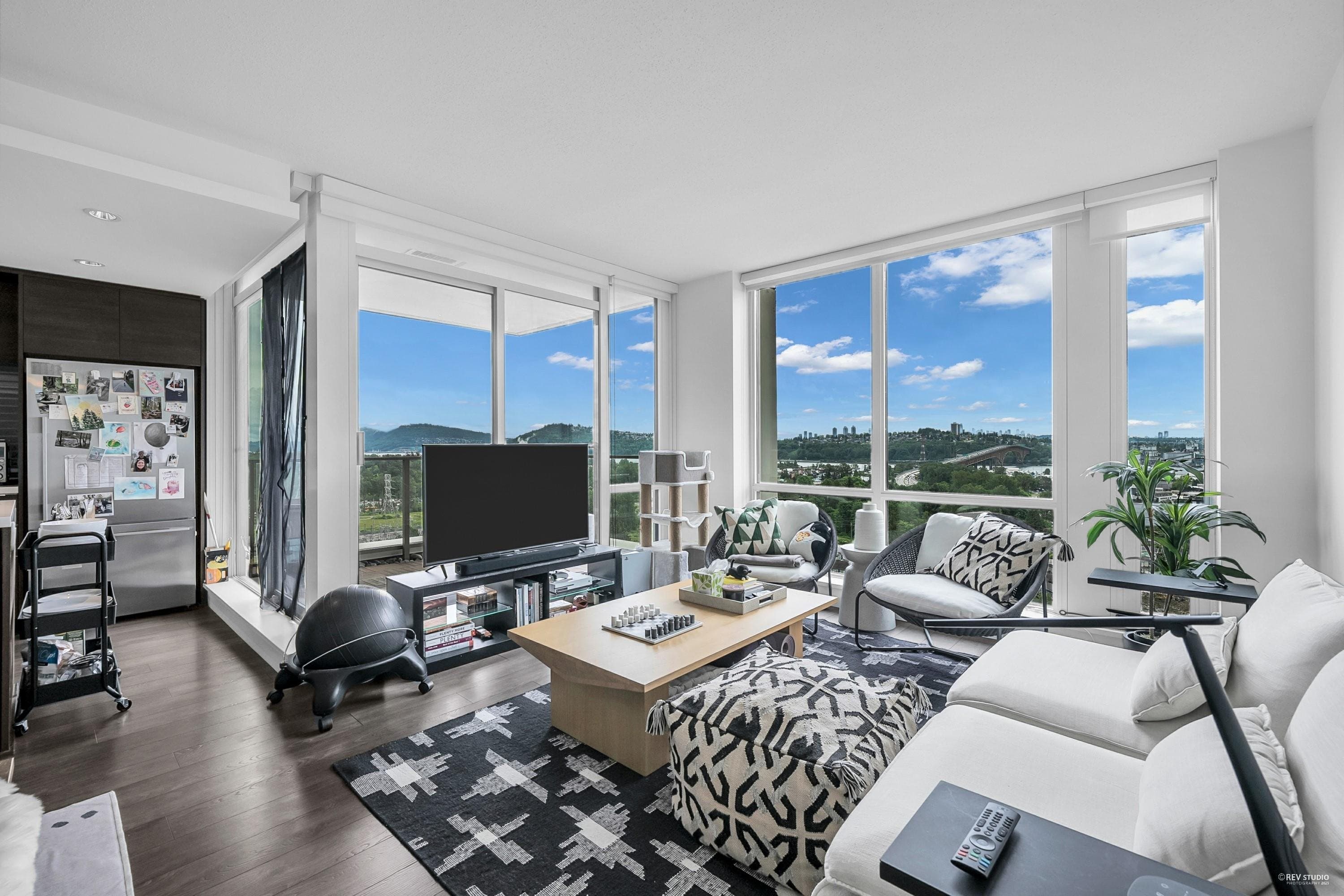 2104 - 1550 Fern Street, North Vancouver, V7J 0A9 — photo 3