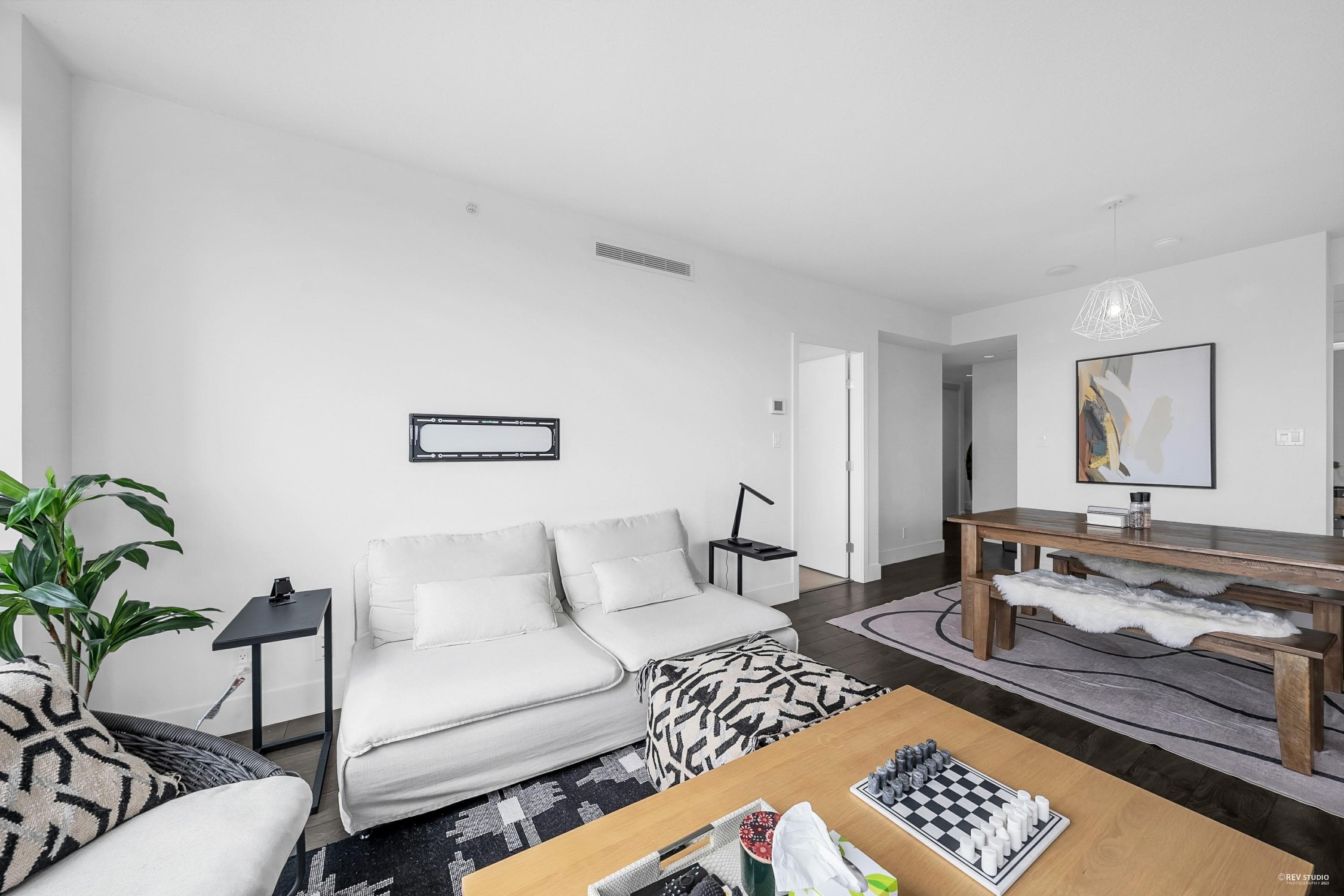 2104 - 1550 Fern Street, North Vancouver, V7J 0A9 — photo 5