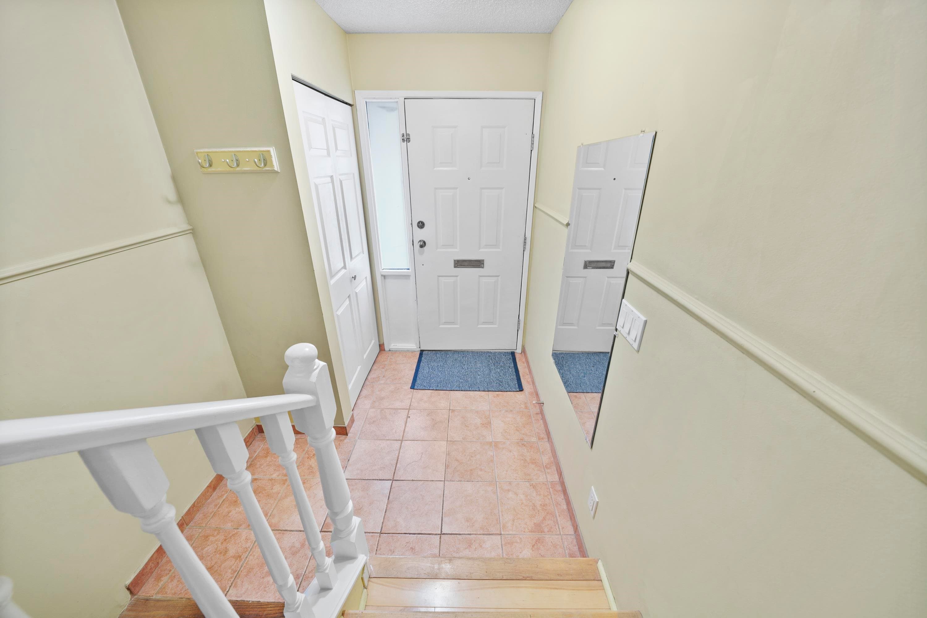 60 - 1195 Falcon Drive, Coquitlam, V3E 2H1 — photo 4