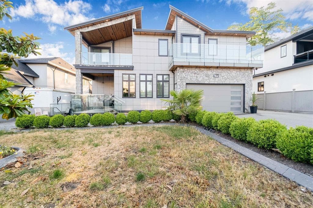 5538 184 Street, Surrey, V3S 1E1 — photo 2