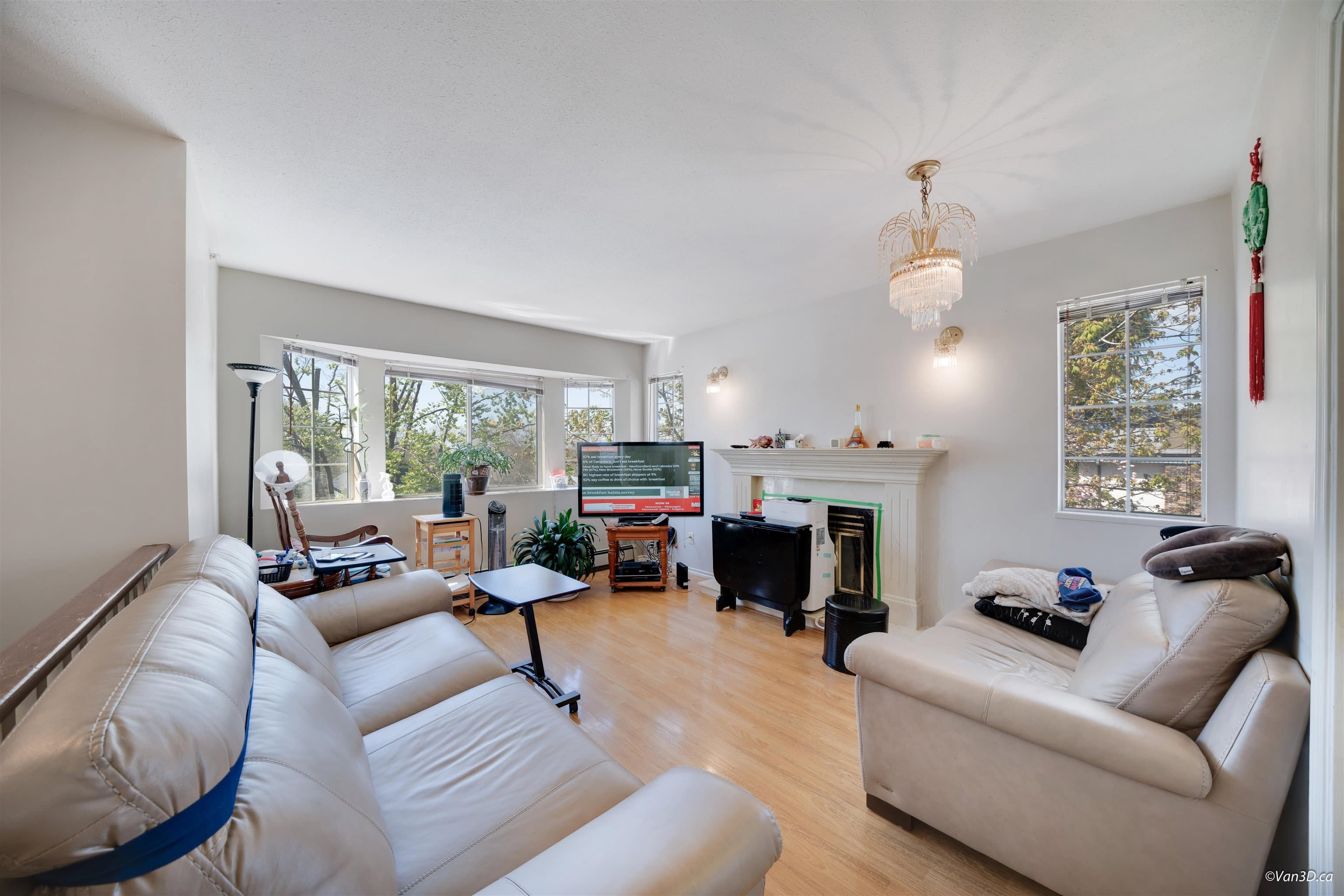 4502 Nanaimo Street, Vancouver, V5N 5J4 — photo 2