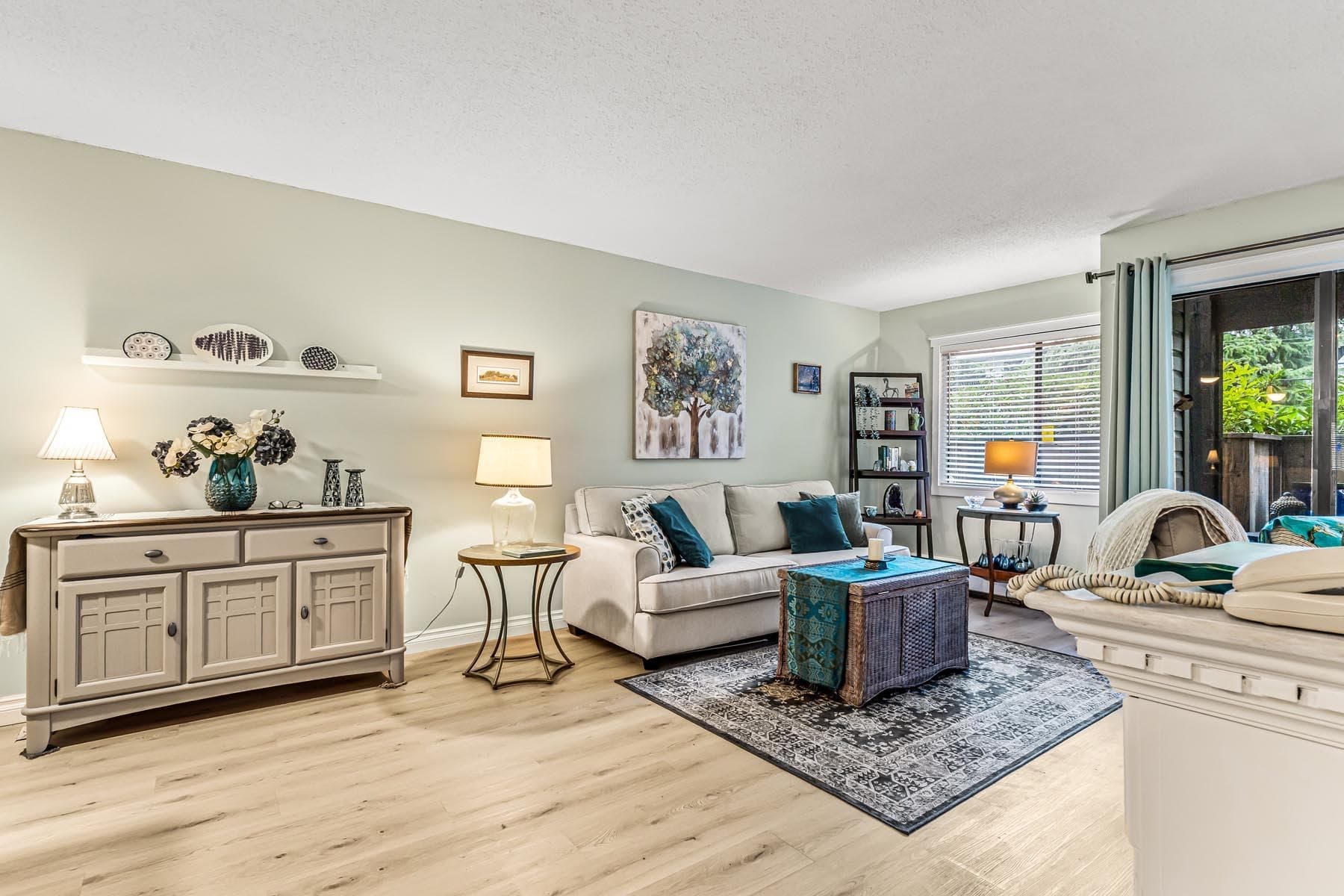 103 - 1555 Fir Street, White Rock, V4B 4B6 — photo 3