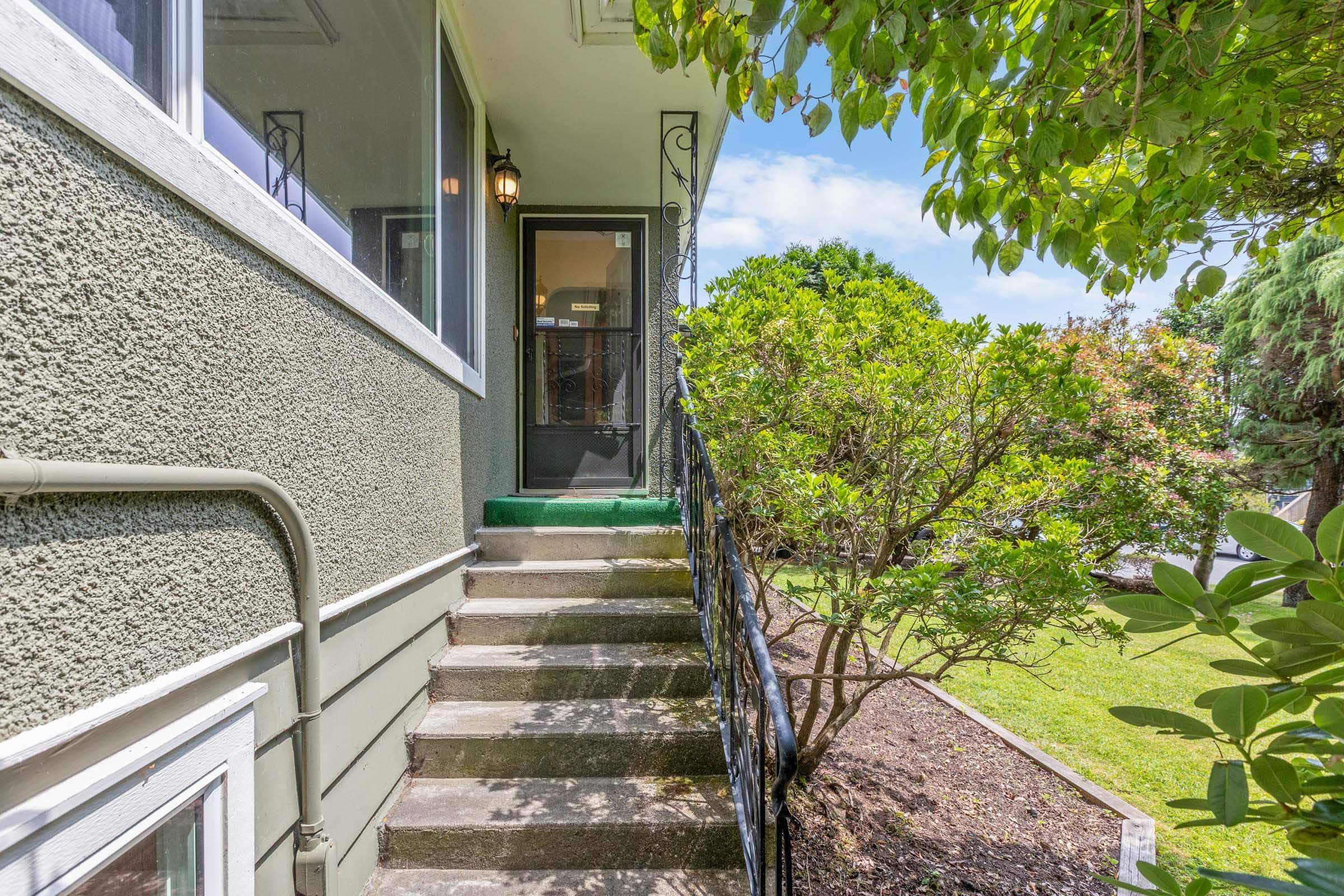 14093 Magdalen Avenue, White Rock, V4B 2W6 — photo 5