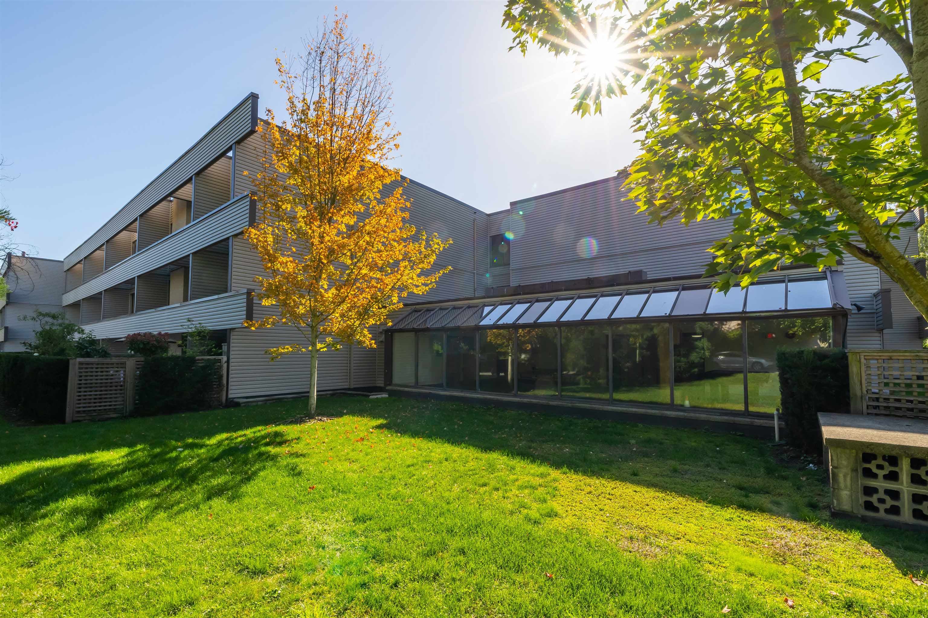 217 - 15275 19 Avenue, Surrey, V4A 1X6 — photo 2
