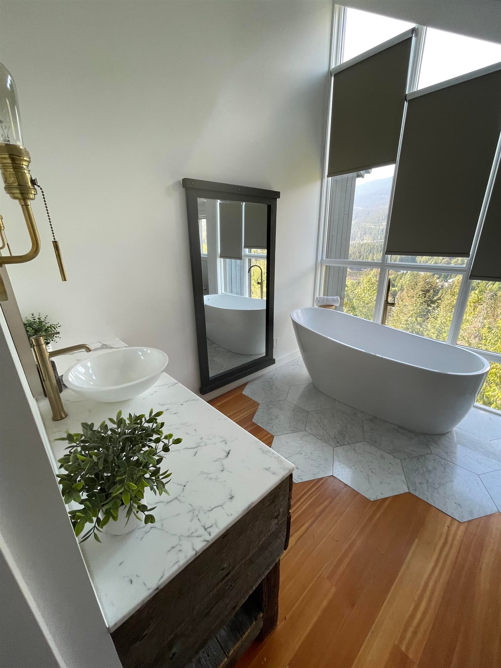 8 - 2221 Gondola Way, Whistler, V8E 0M8 — photo 3