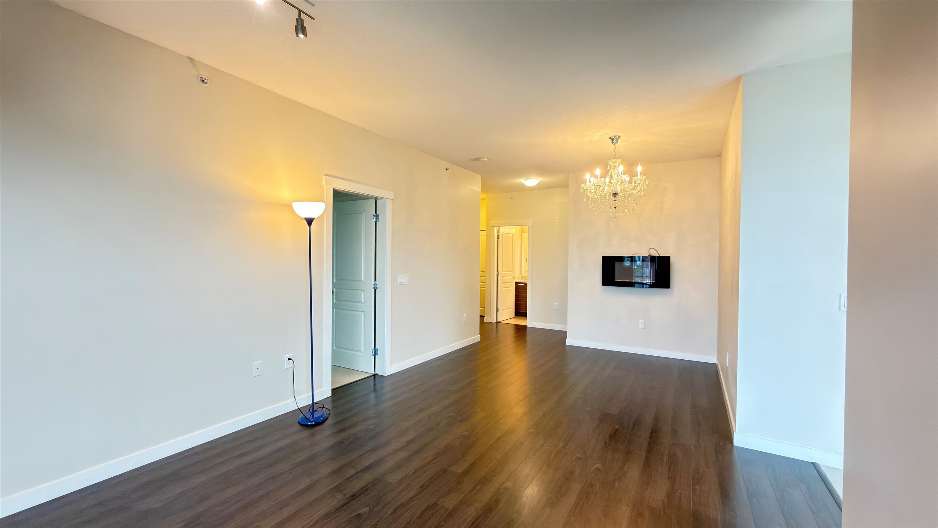 420 - 9399 Odlin Road, Richmond, V6X 0J6 — photo 3