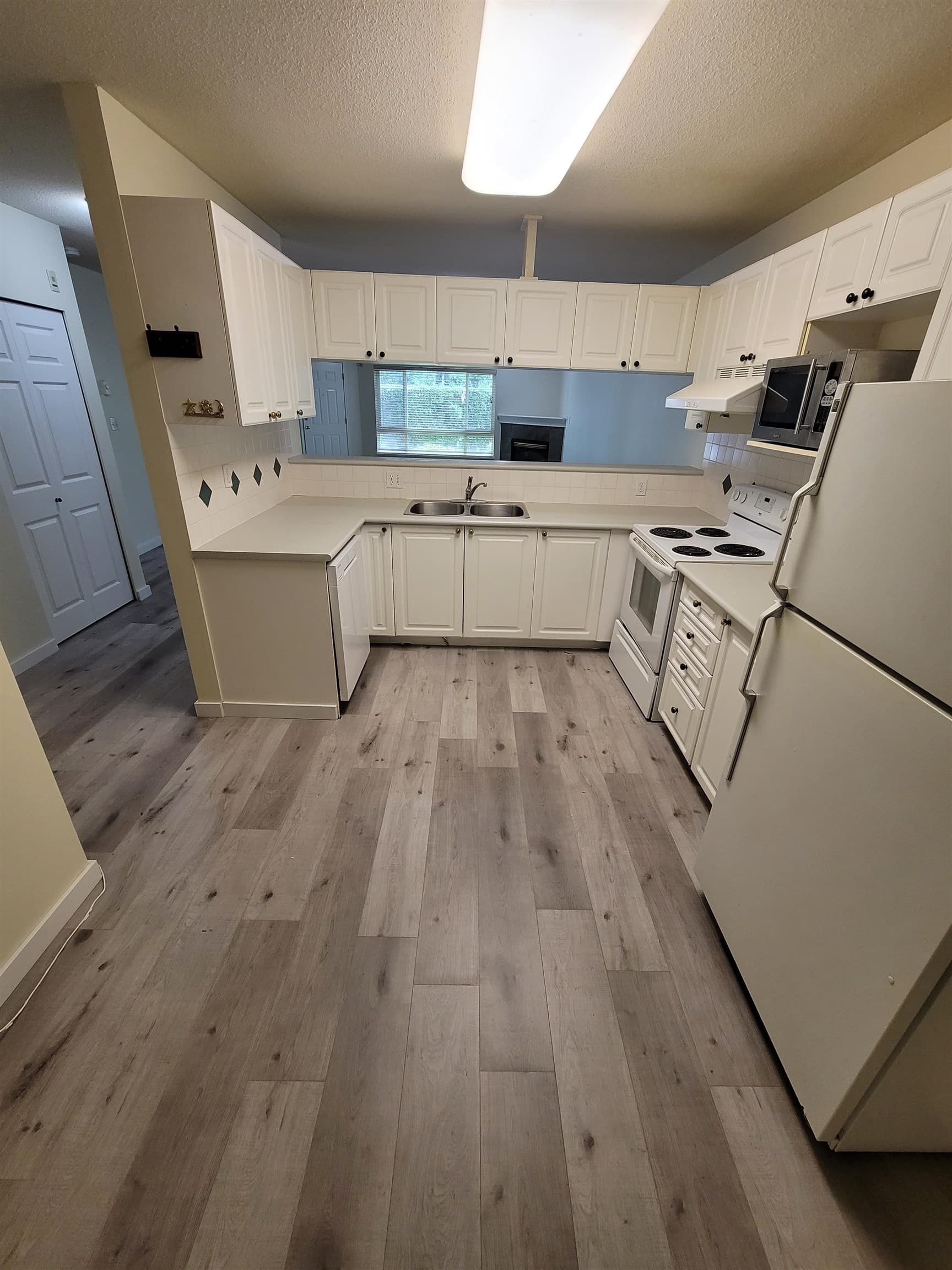 1 - 13670 84 Street, Surrey, V3W 0T6 — photo 4