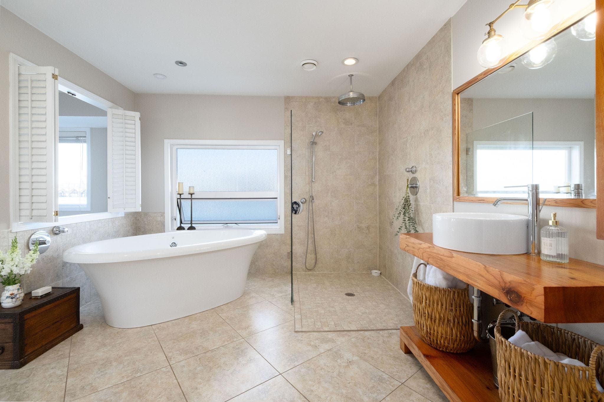 A27 - 415 W Esplanade Avenue, North Vancouver, V7M 1A6 — photo 5