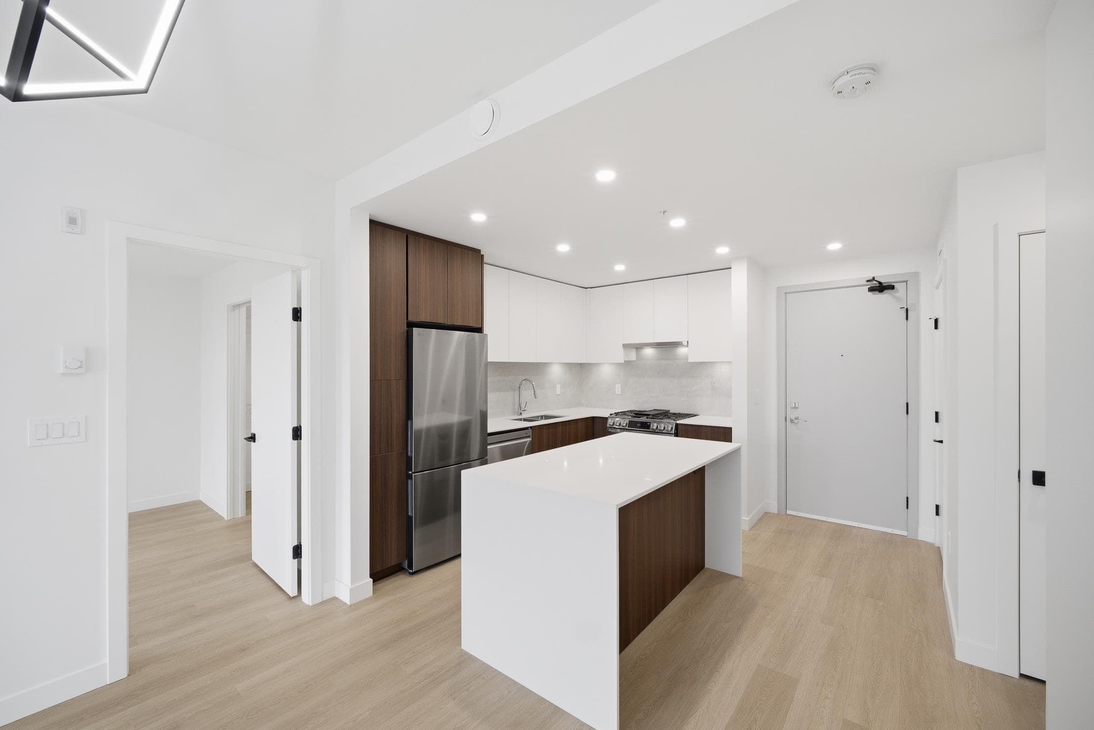 A501 - 7980 206a Street, Langley, V2Y 3Z8 — photo 3