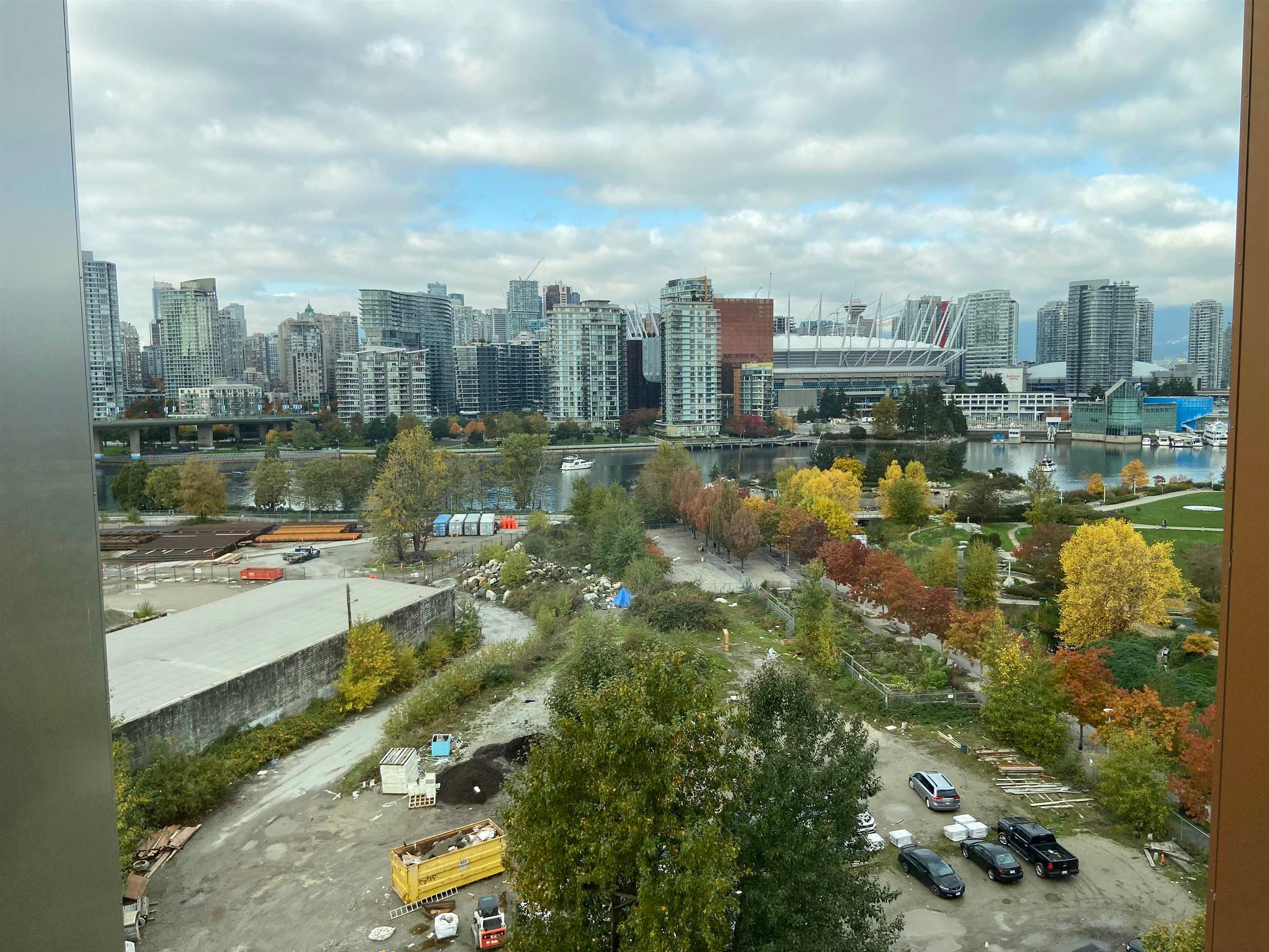 1106 - 1768 Cook Street, Vancouver, V5W 2N6 — photo 2