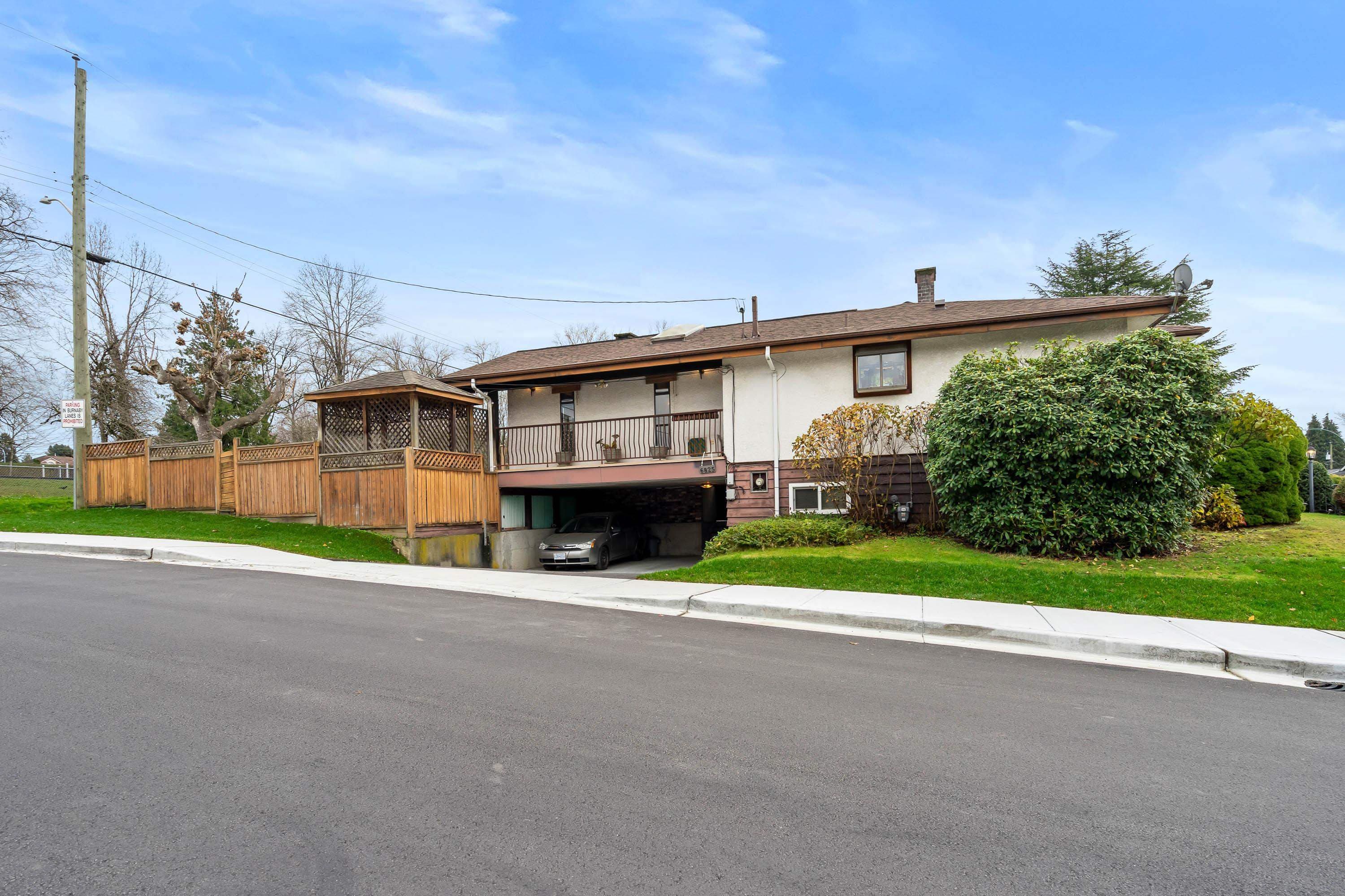 6825 Hycrest Drive, Burnaby, V5B 2X3 — photo 3
