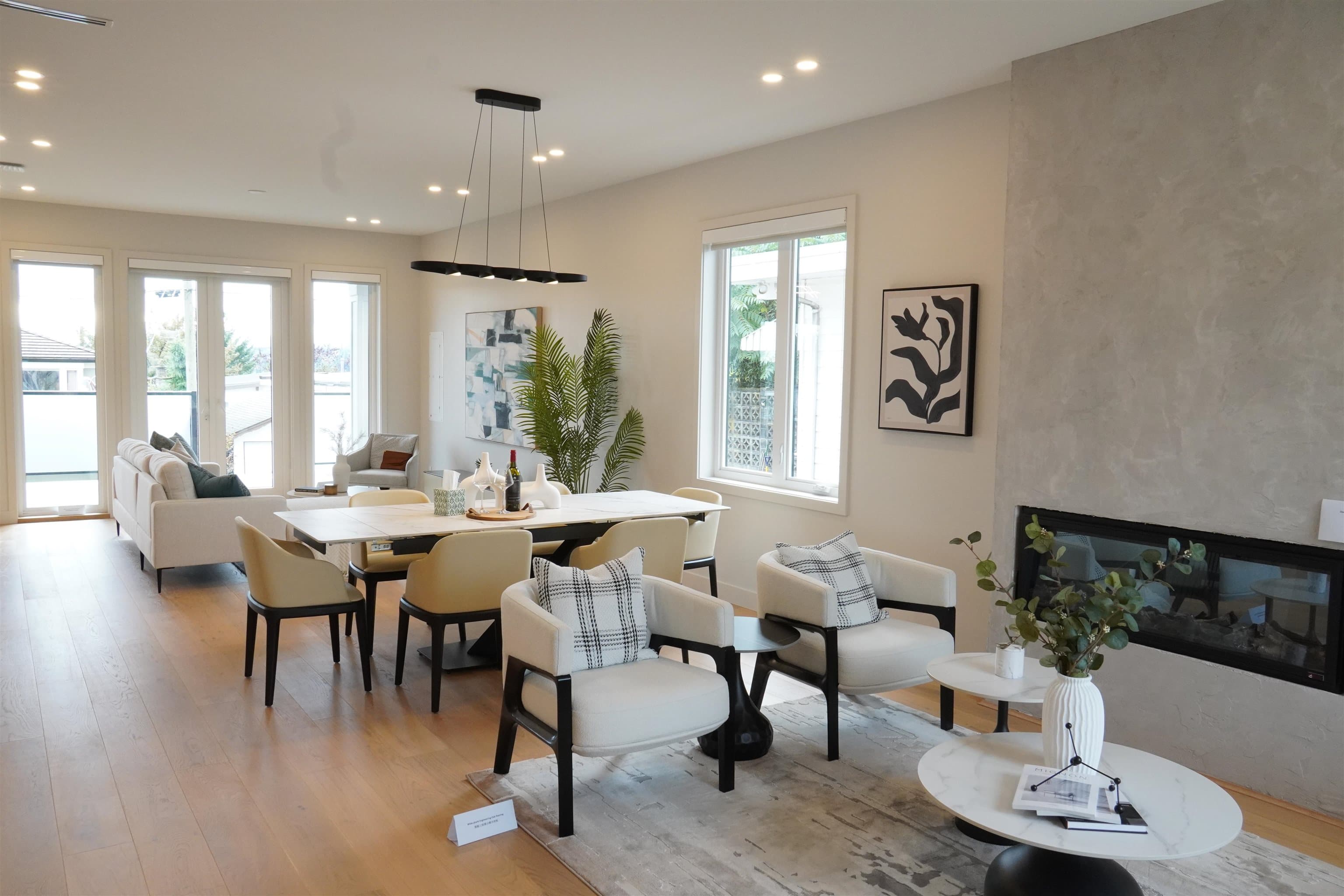 6250 Kitchener Street, Burnaby, V5B 2J4 — photo 4