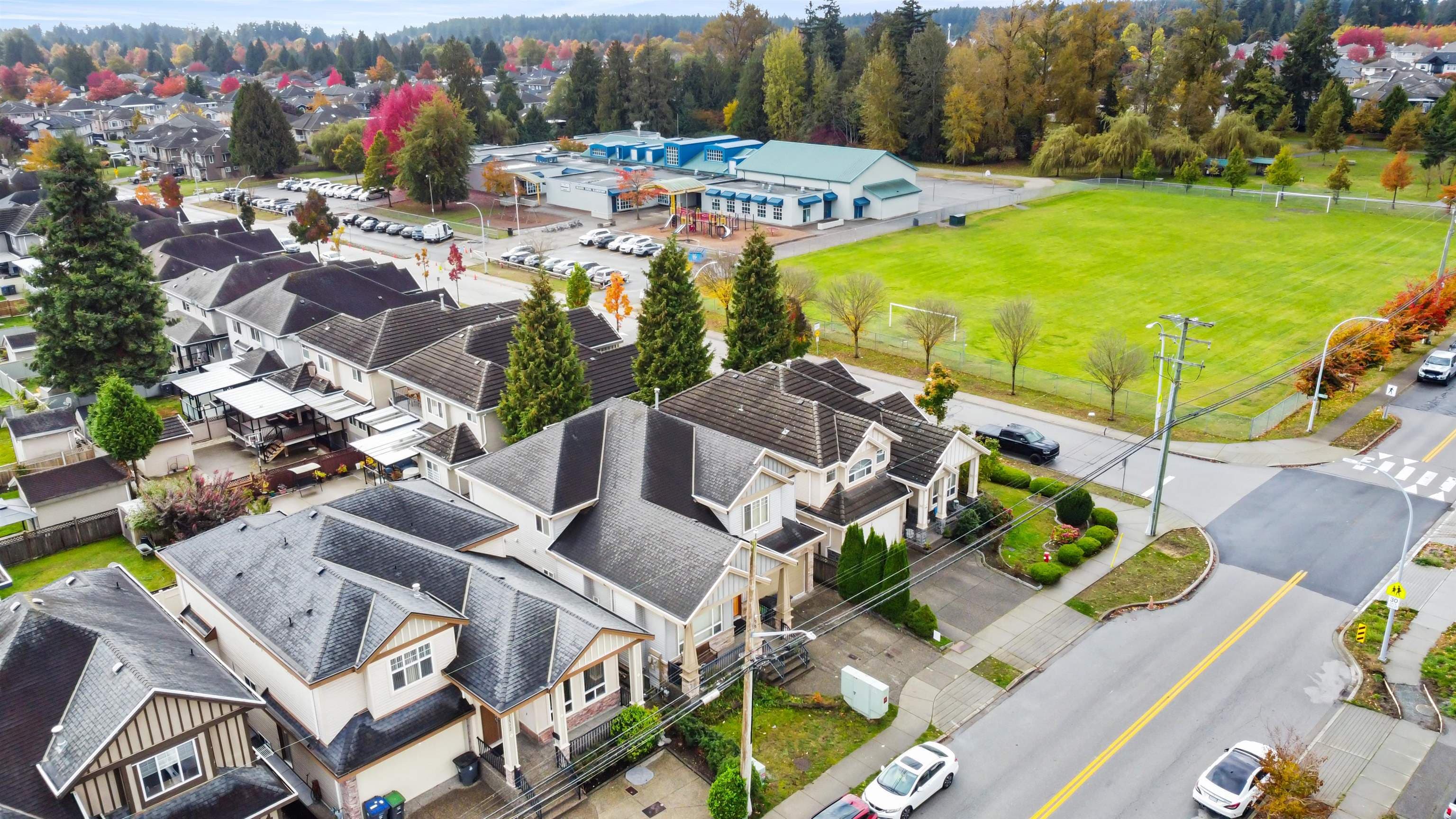 12366 66 Avenue, Surrey, V3W 2A4 — photo 3
