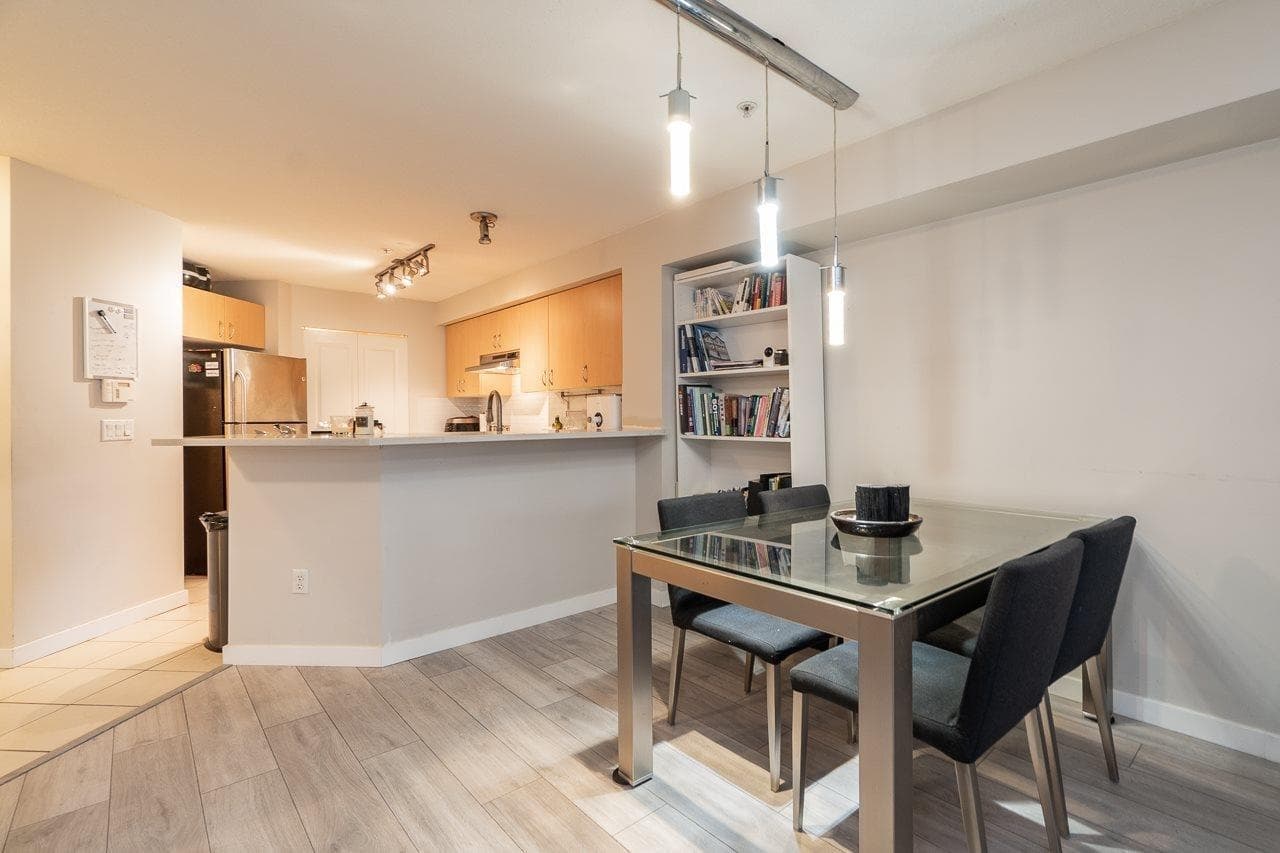 116 - 9283 Government Street, Burnaby, V3N 0A5 — photo 1