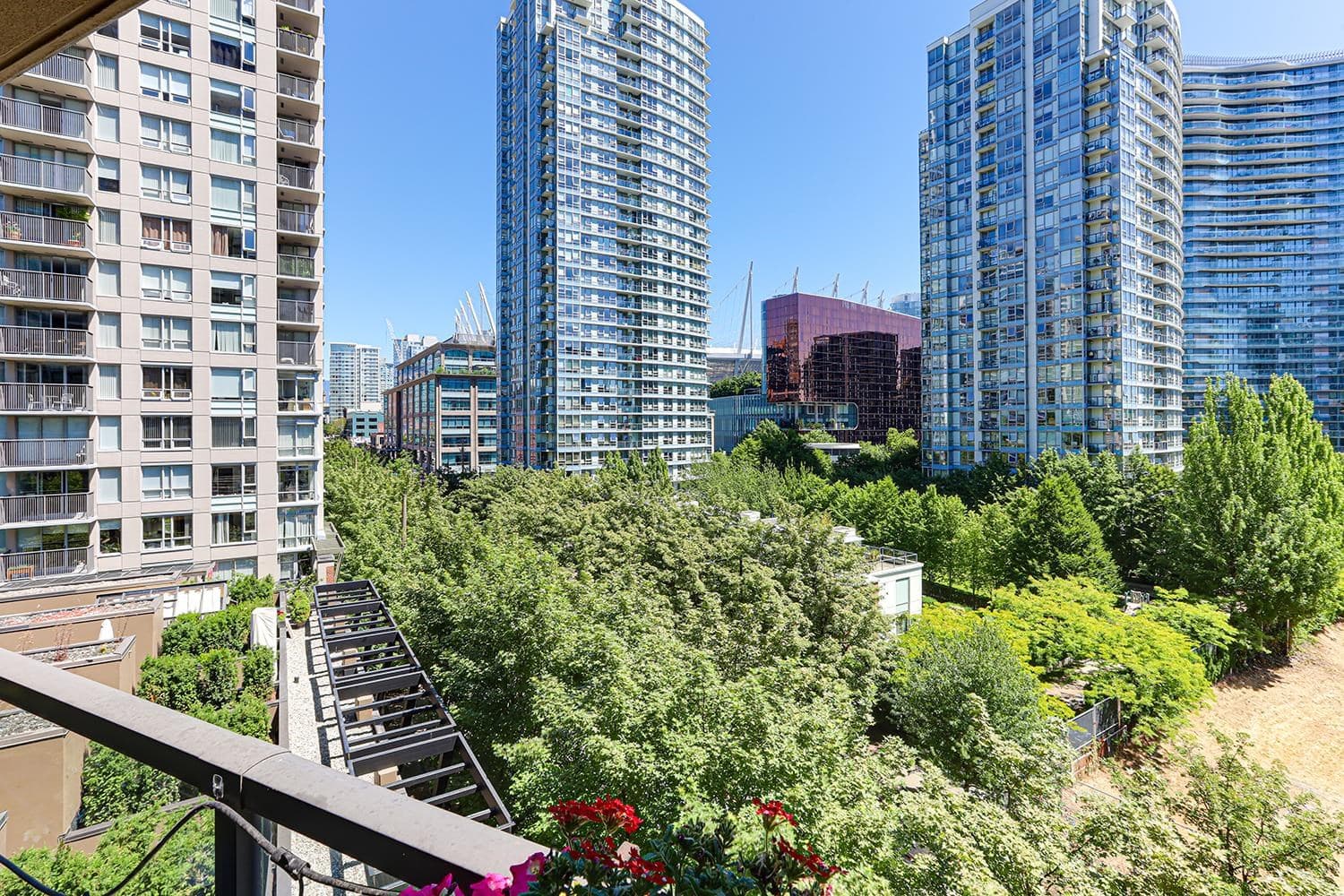 603 - 989 Beatty Street, Vancouver, V6Z 3C2 — photo 2
