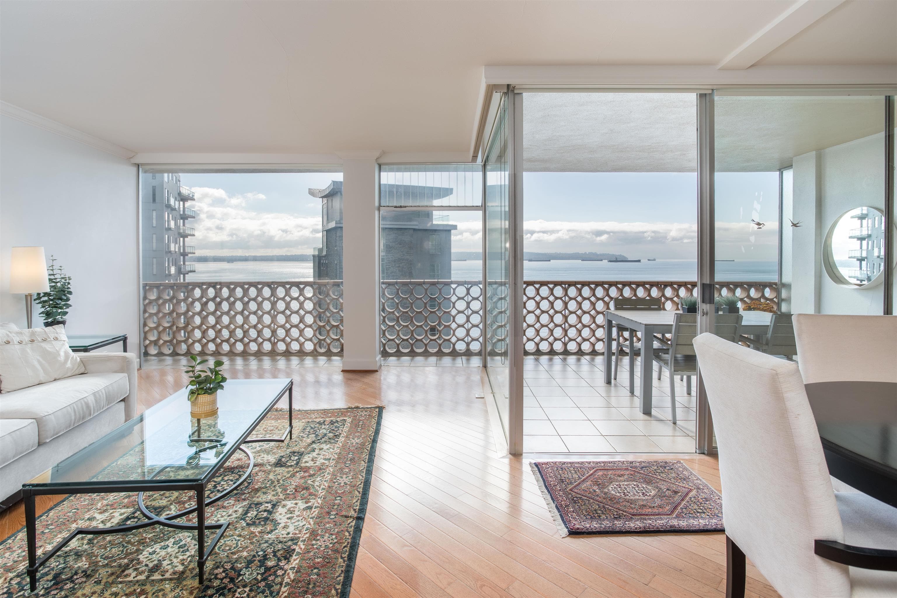 902 - 2135 Argyle Avenue, West Vancouver, V7V 1A5 — photo 5