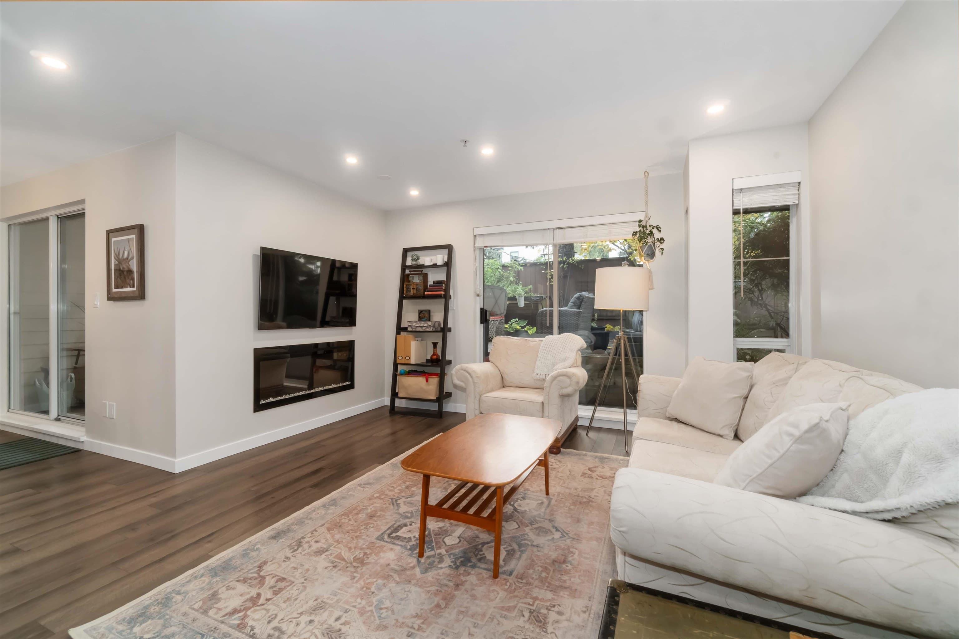 310 - 1000 Bowron Court, North Vancouver, V7H 2V8 — photo 5