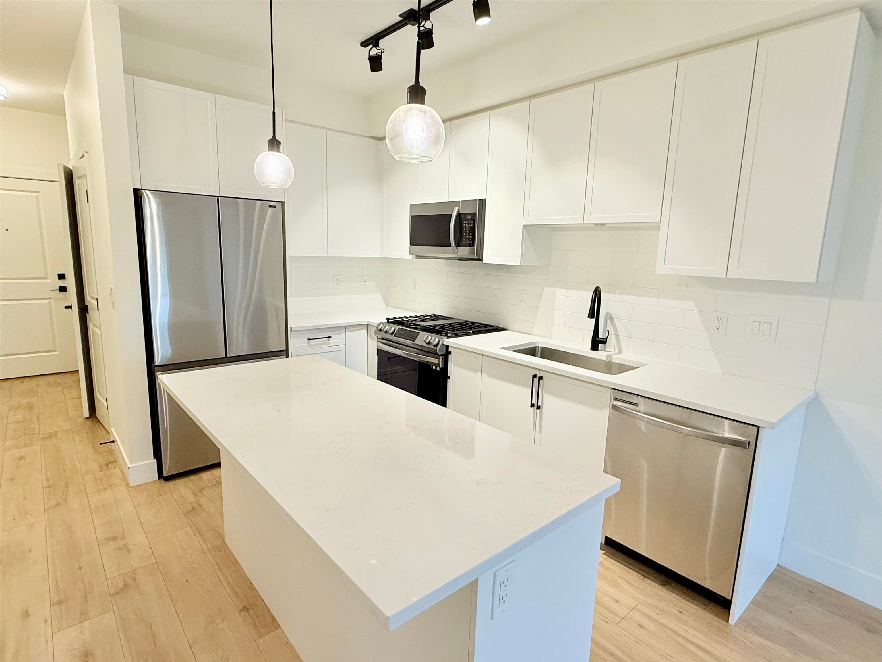 413 - 7506 199a Street, Langley, V2Y 3K9 — photo 5