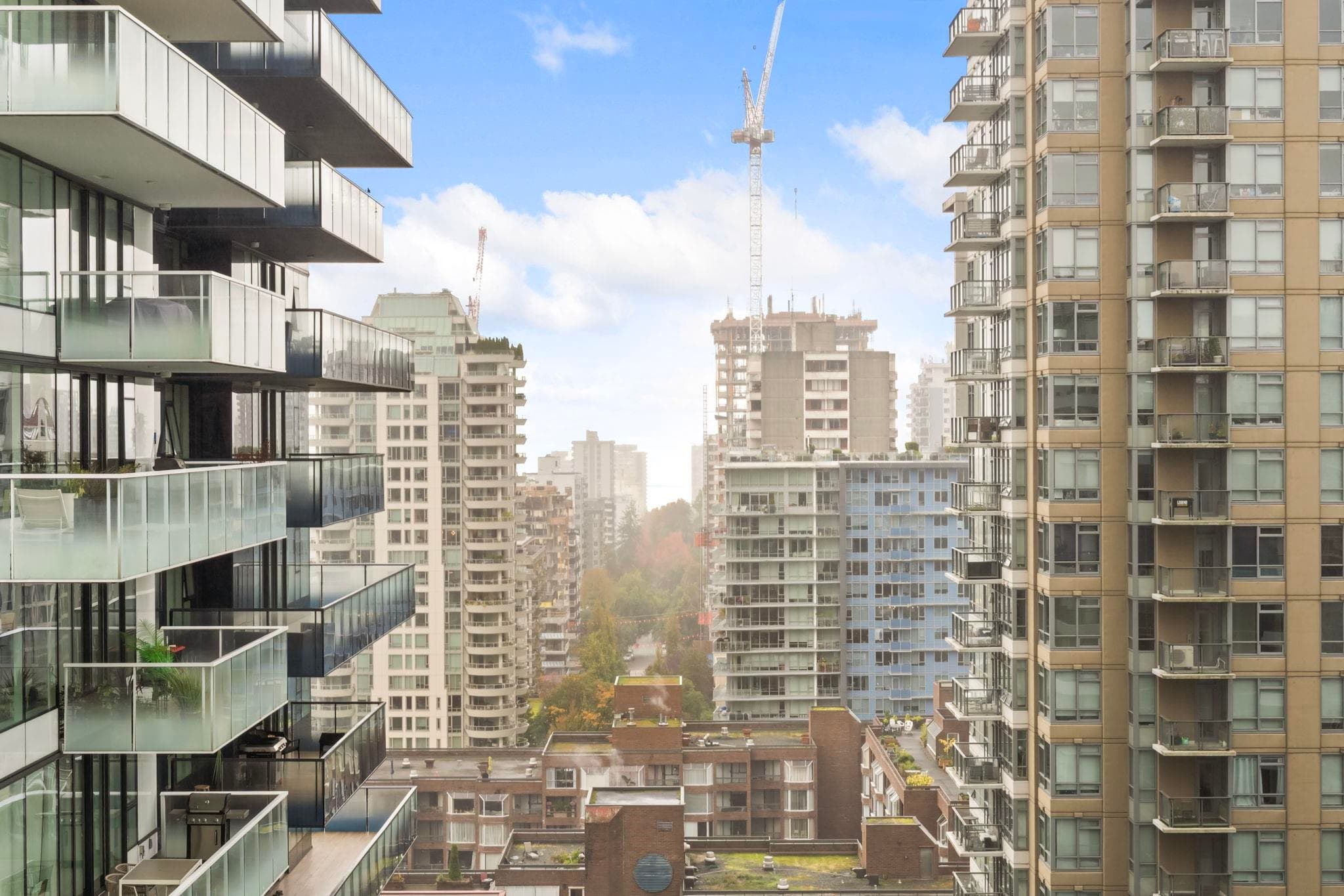 2301 - 1351 Continental Street, Vancouver, V6Z 0C6 — photo 2