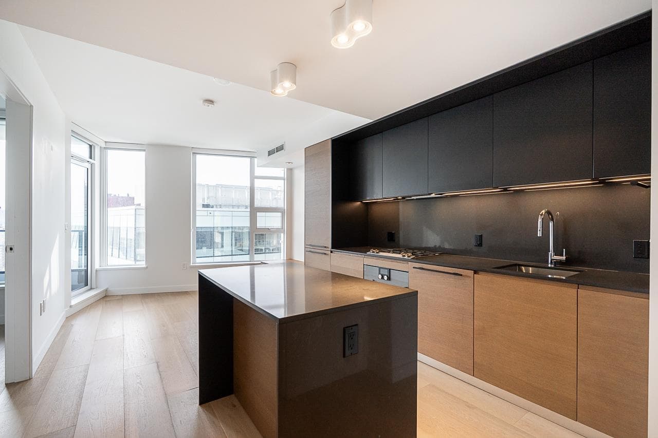 2102 - 1289 Hornby Street, Vancouver, V6Z 0G7 — photo 1