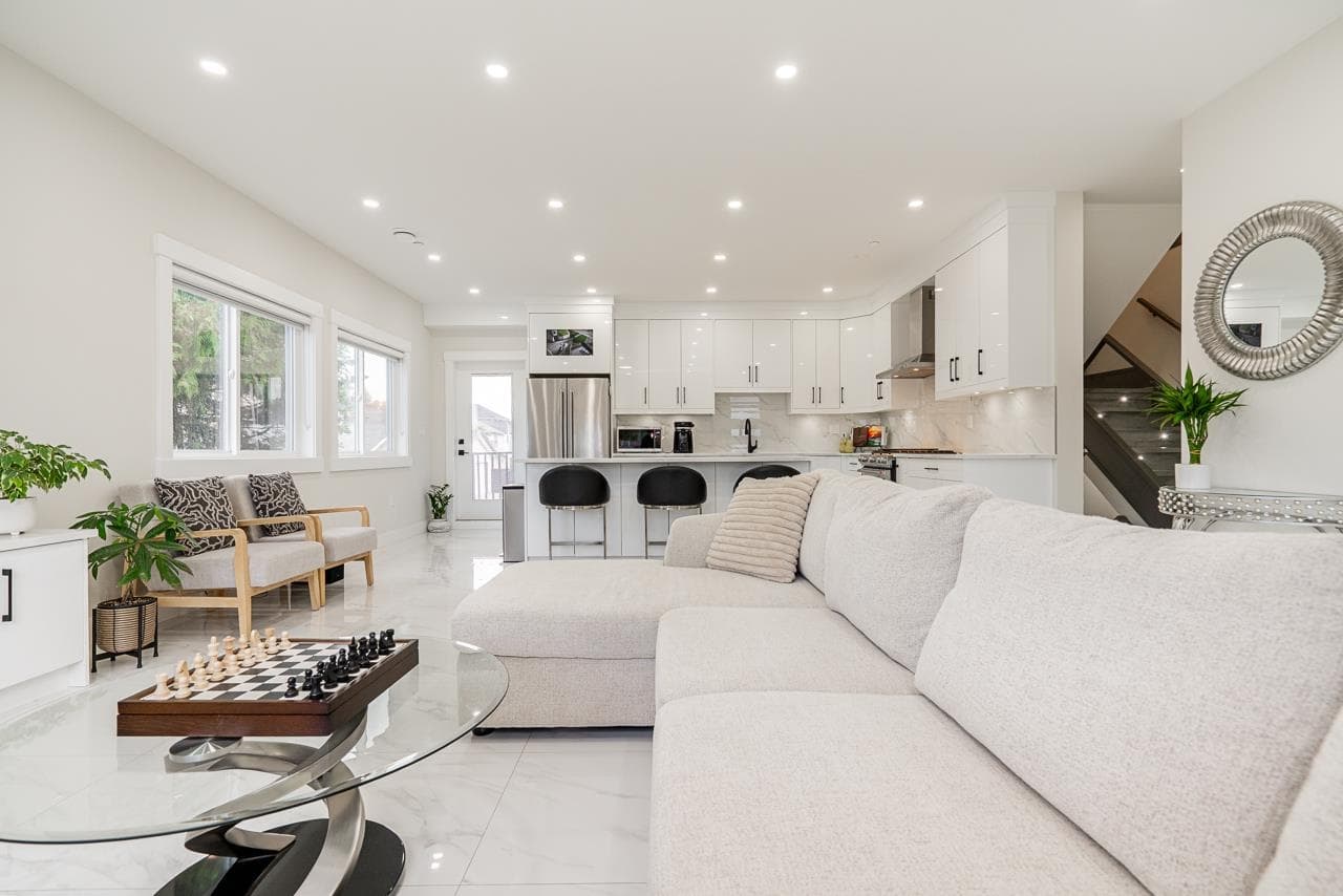 3080 Oxford Street, Coquitlam, V3B 4C3 — photo 4