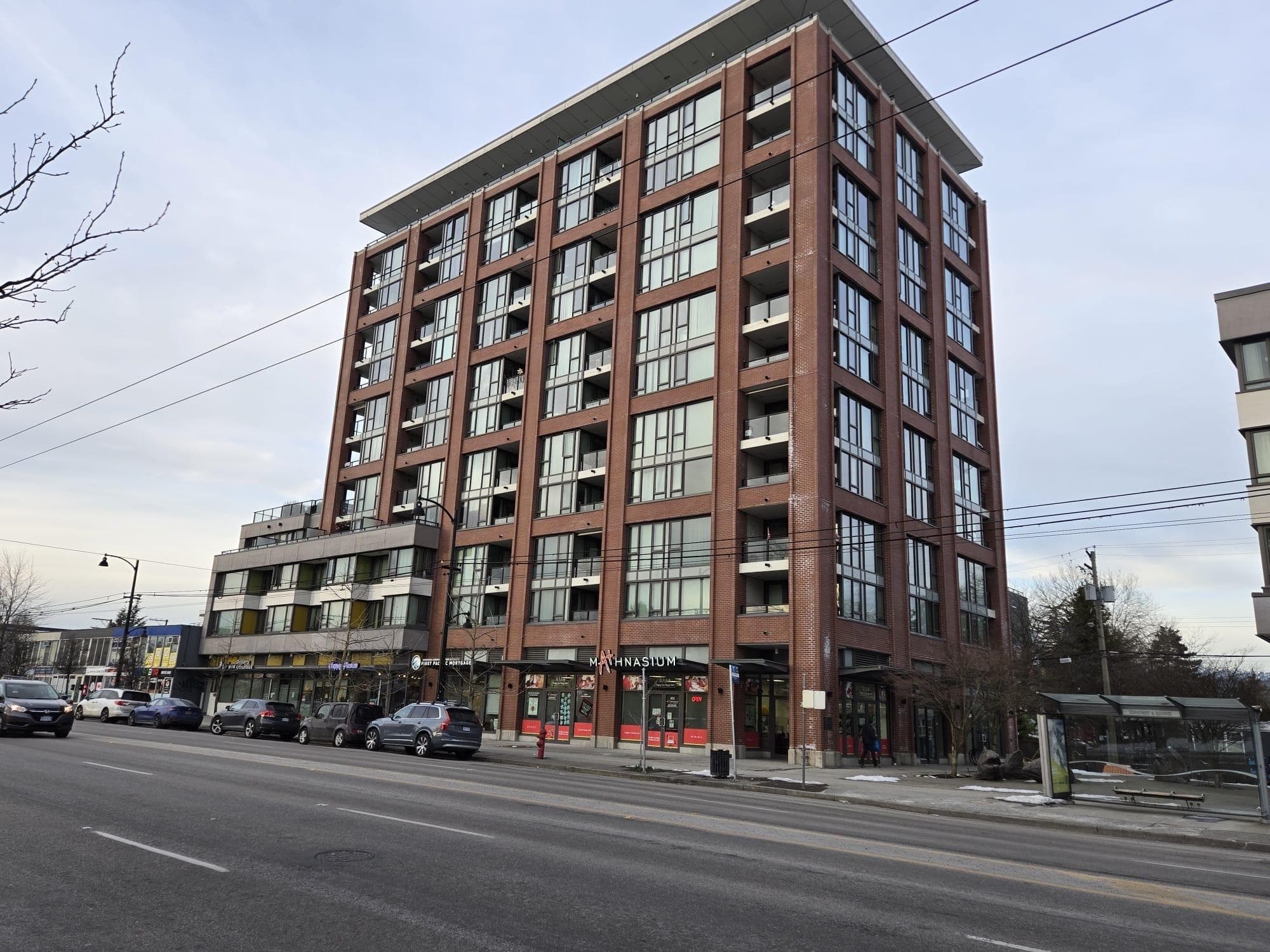 512 - 2689 Kingsway, Vancouver
