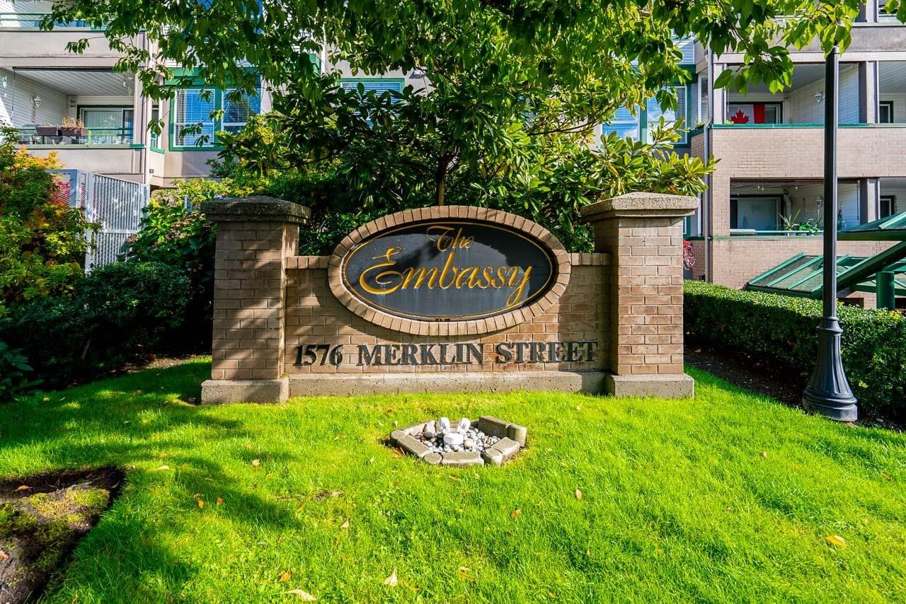 205 - 1576 Merklin Street, White Rock, V4B 5K2 — photo 1