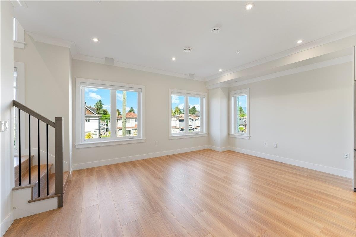 4856 Slocan Street, Vancouver, V5R 2A3 — photo 5