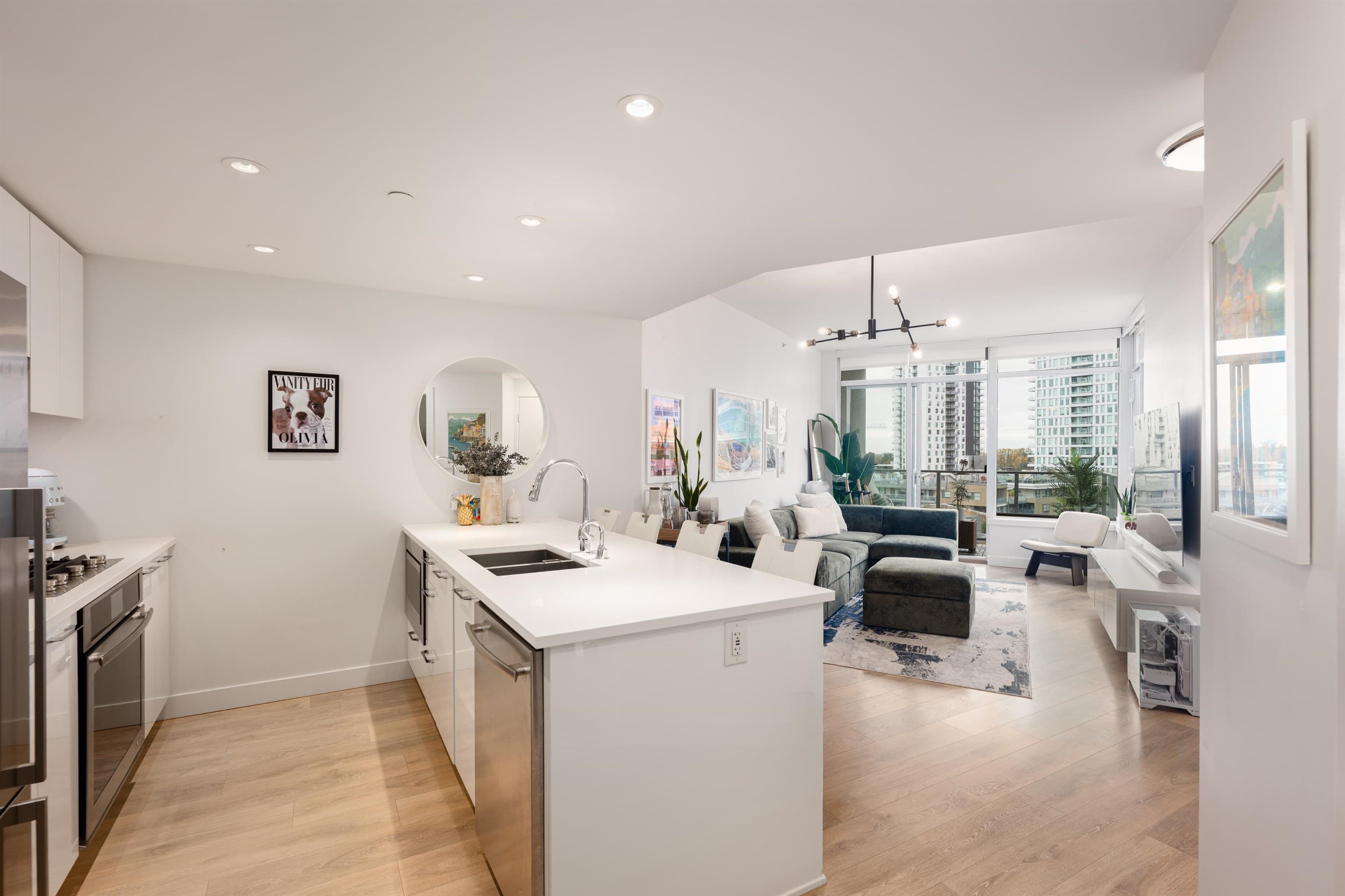 906 - 3557 Sawmill Crescent, Vancouver